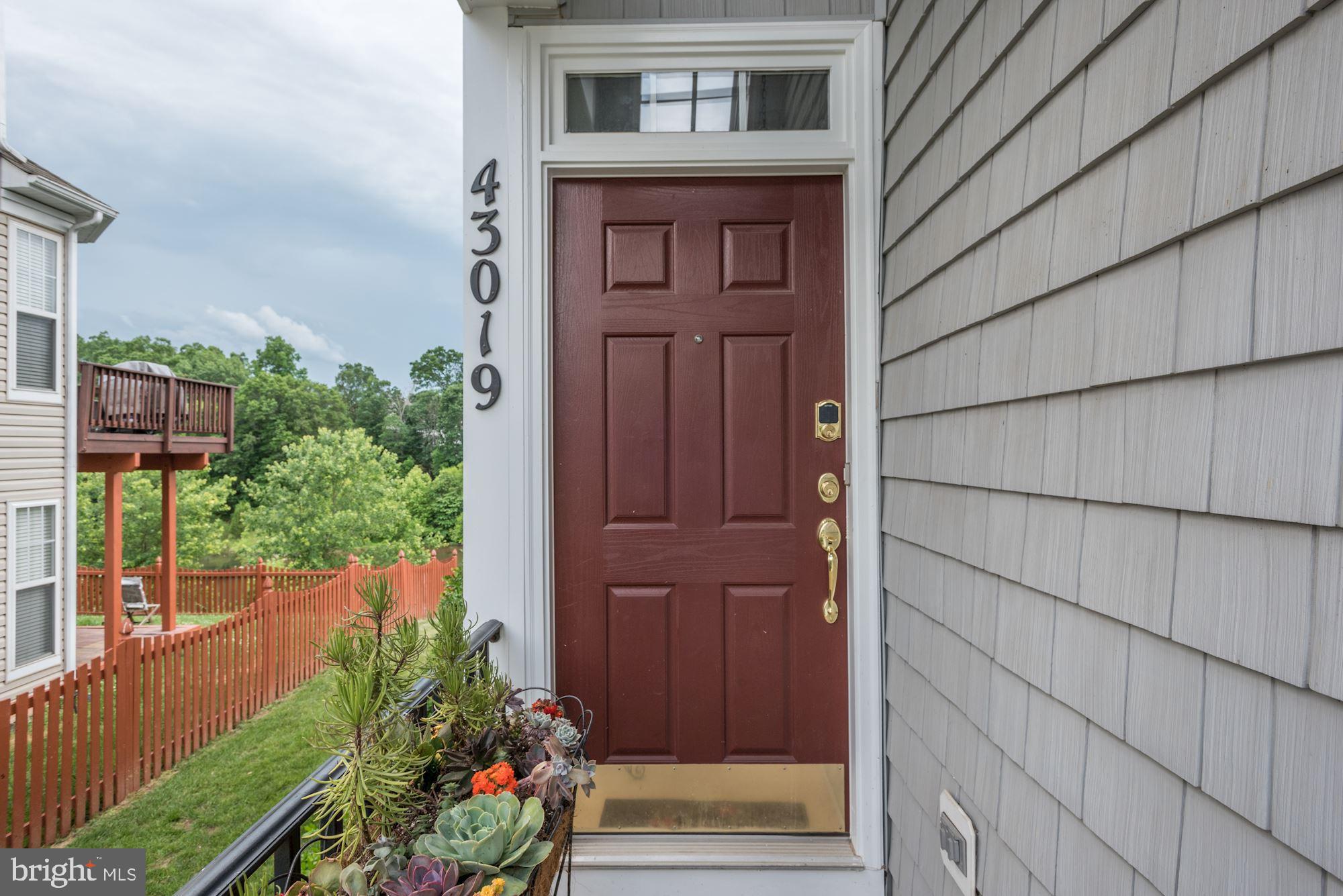 RED ROCK TOWNHOMES - Residential