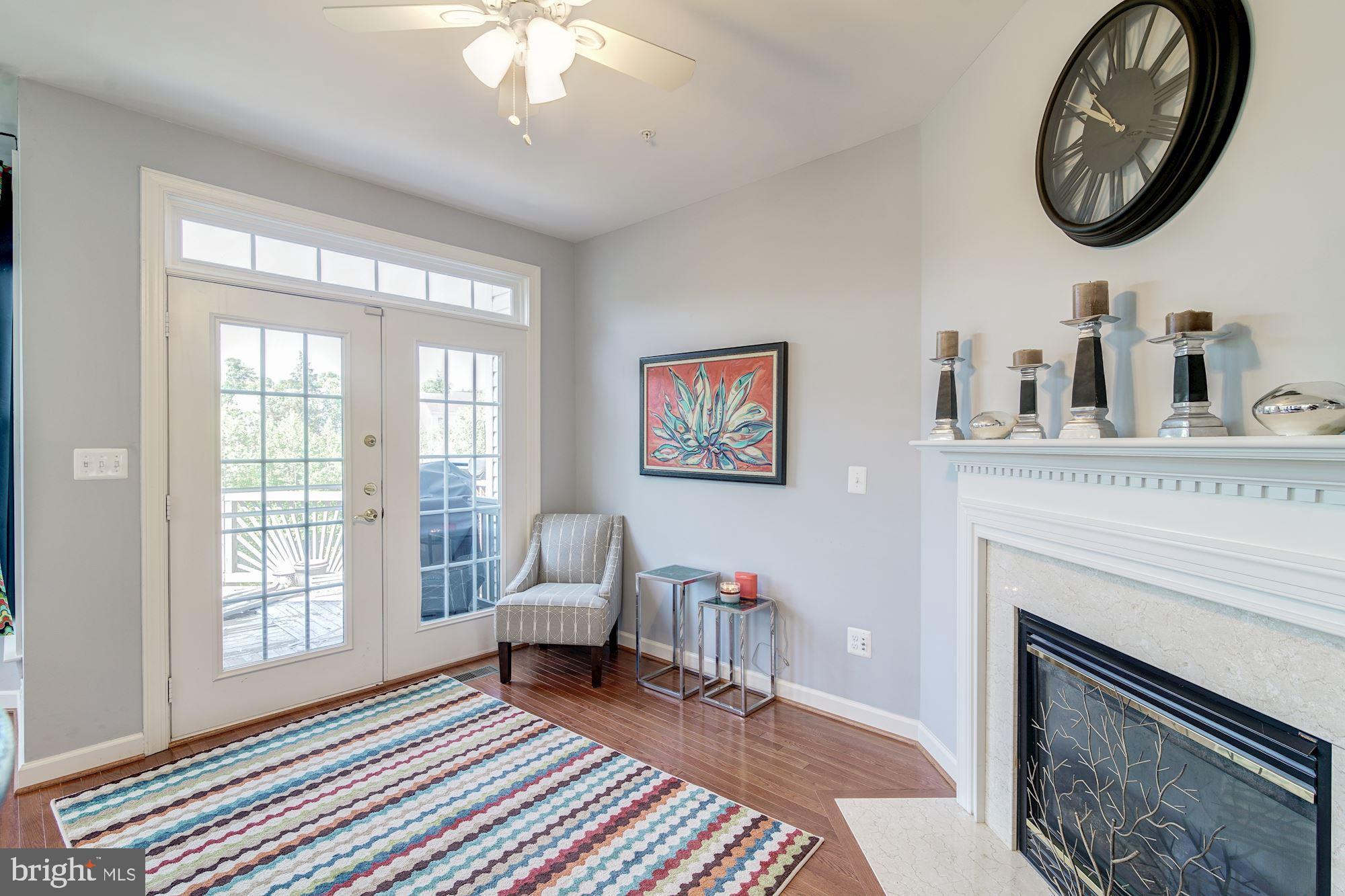 RED ROCK TOWNHOMES - Residential