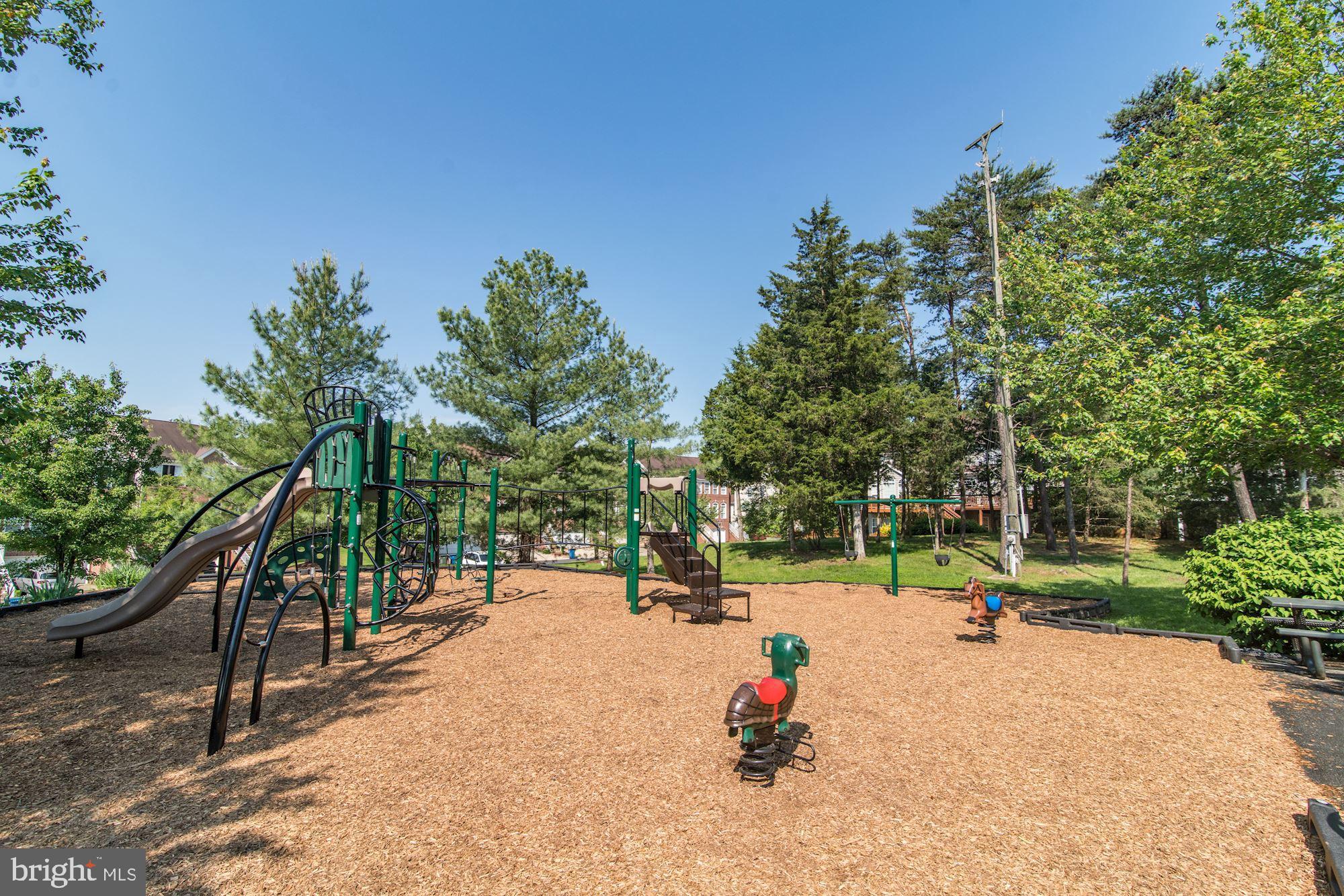RED ROCK TOWNHOMES - Residential