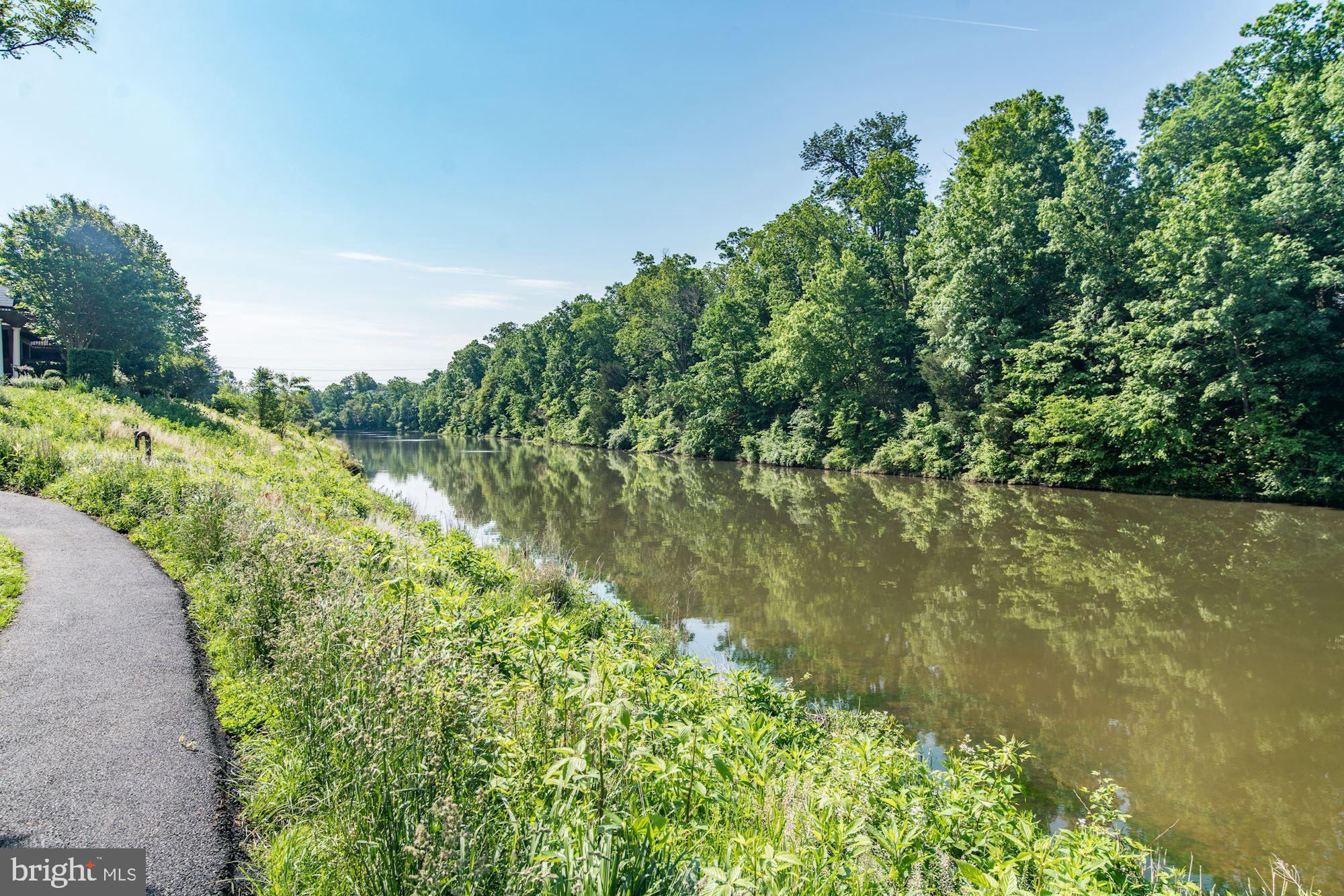 RED ROCK TOWNHOMES - Residential