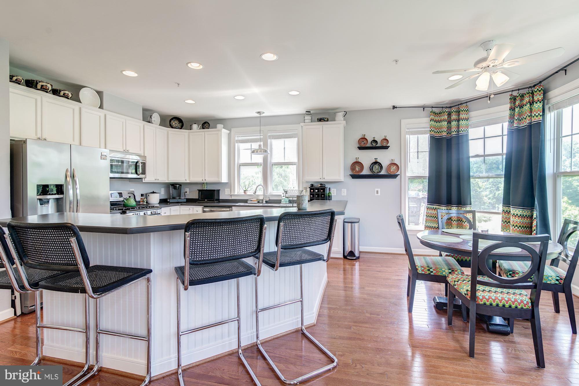 RED ROCK TOWNHOMES - Residential