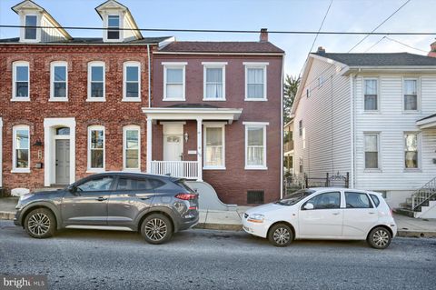 Photo of 492 MANOR ST, COLUMBIA, PA 17512 (MLS # PALA2027652)