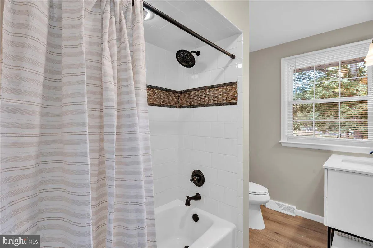 Franklinville, New Jersey 08322, United States, 3 Bedrooms Bedrooms, ,1 BathroomBathrooms,Residential,Active,229228