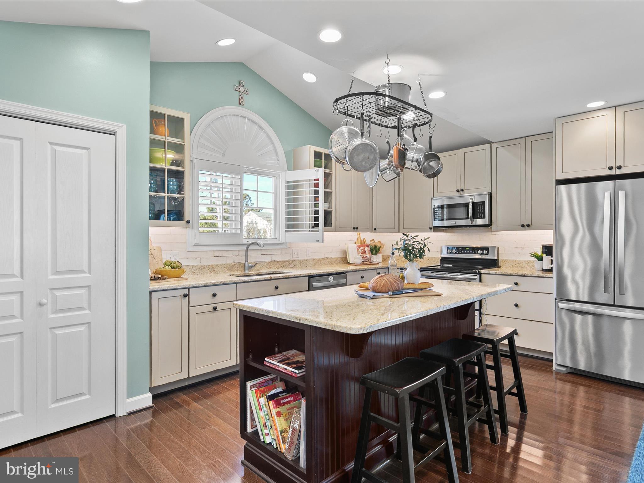 SOUTH BETHANY HARBOR - Residential