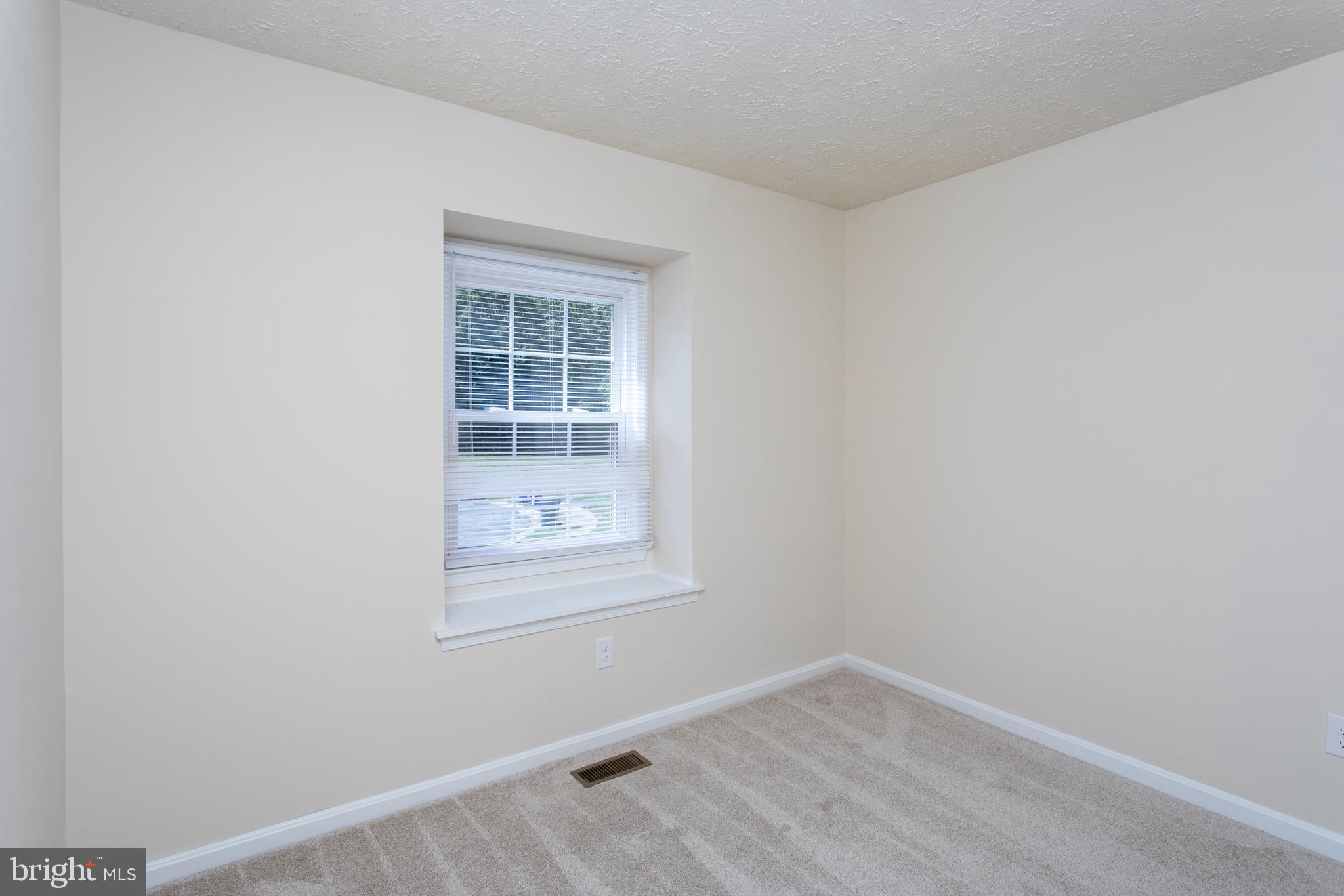 ST CHARLES HUNTINGTON - Residential