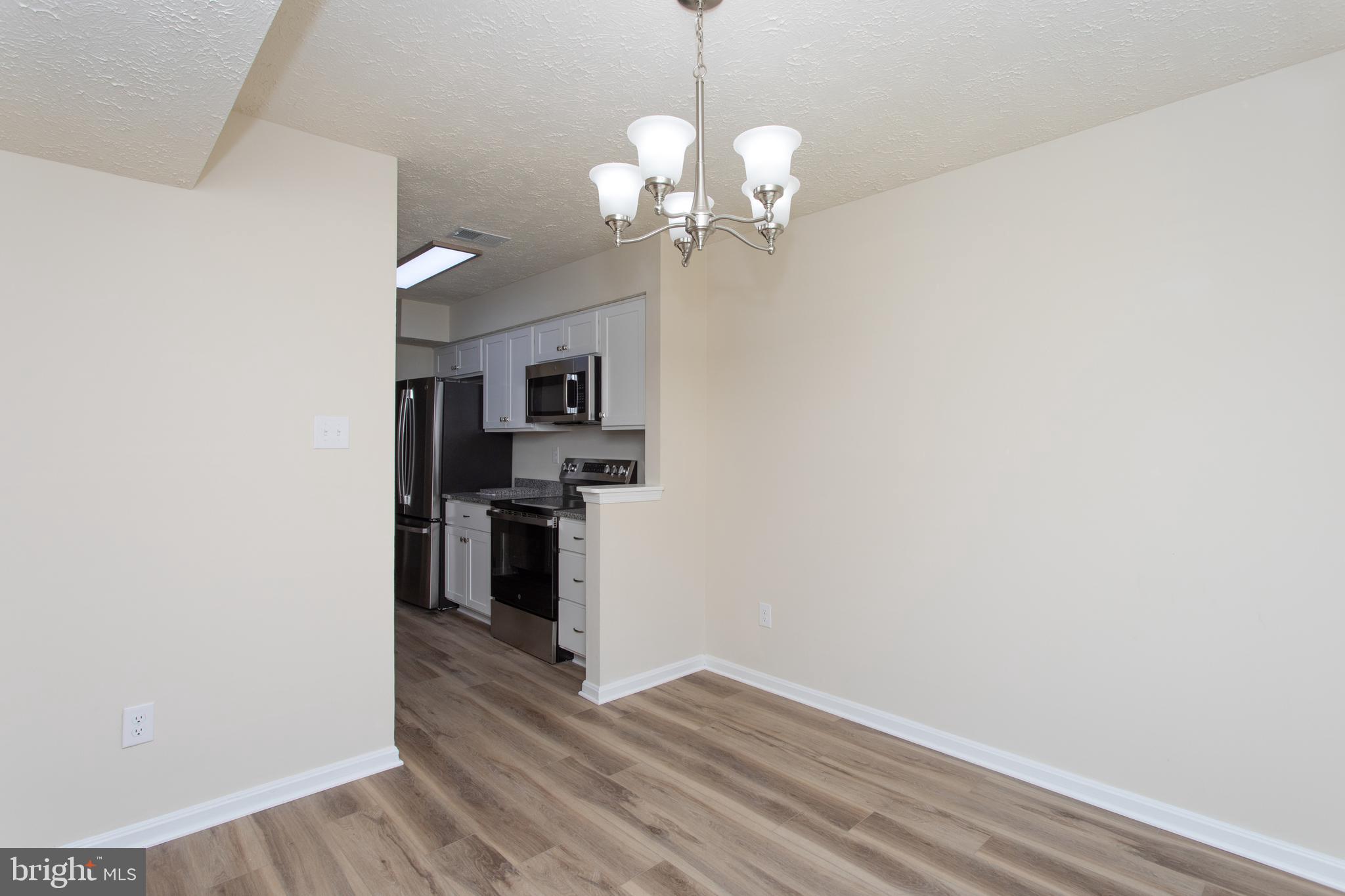 ST CHARLES HUNTINGTON - Residential