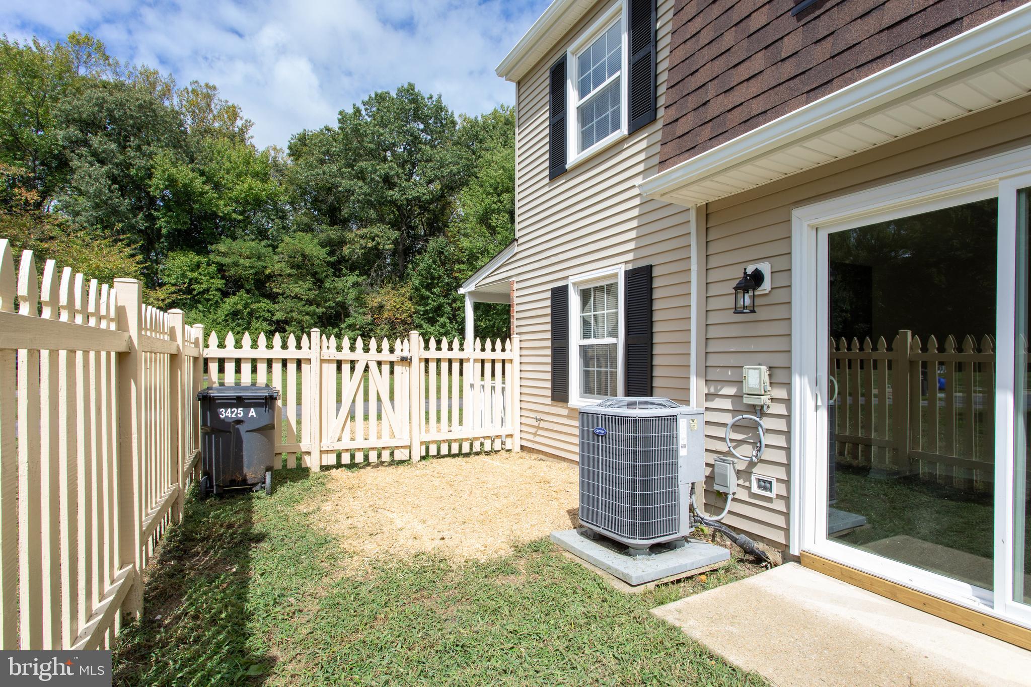 ST CHARLES HUNTINGTON - Residential