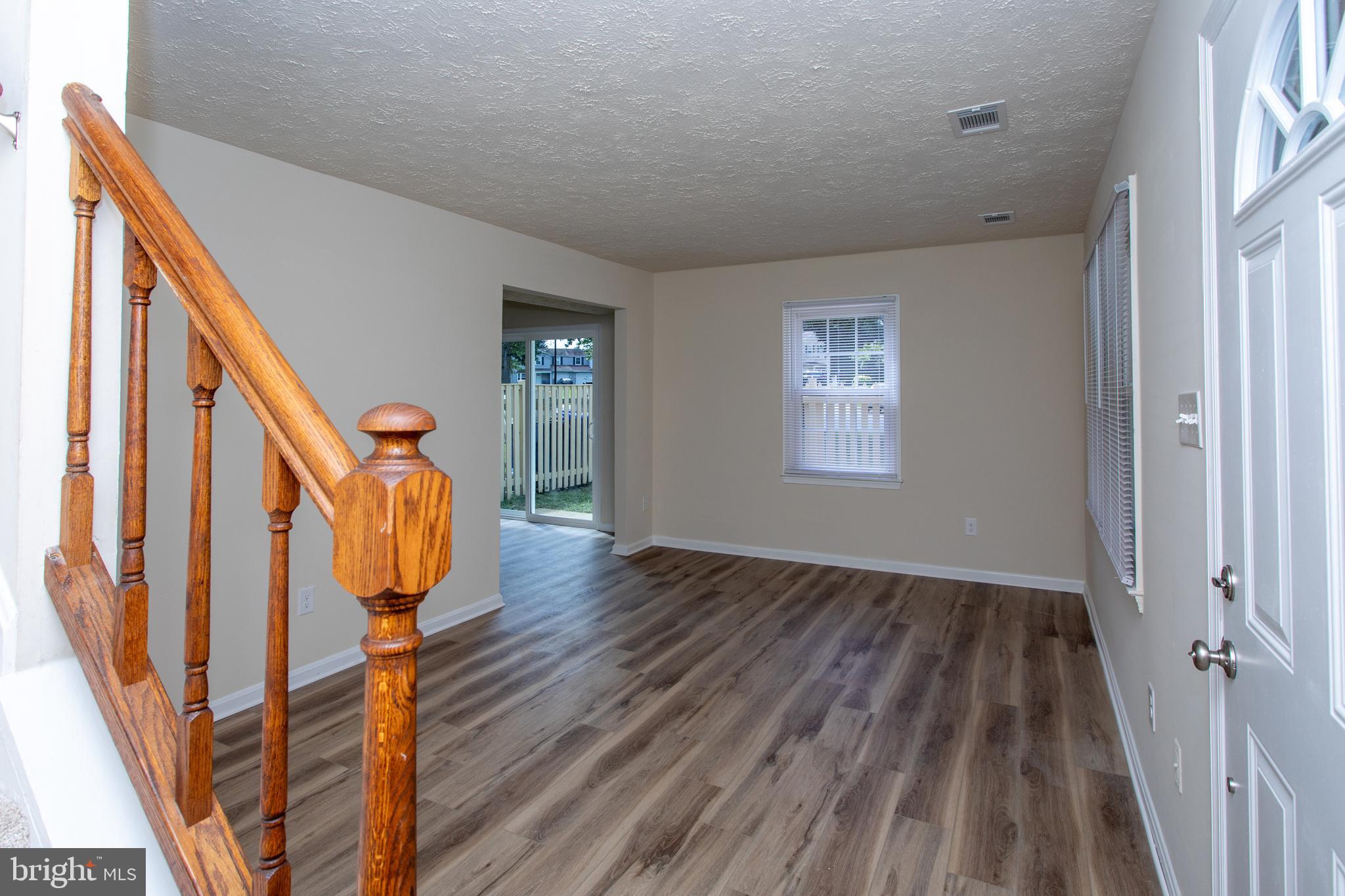 ST CHARLES HUNTINGTON - Residential