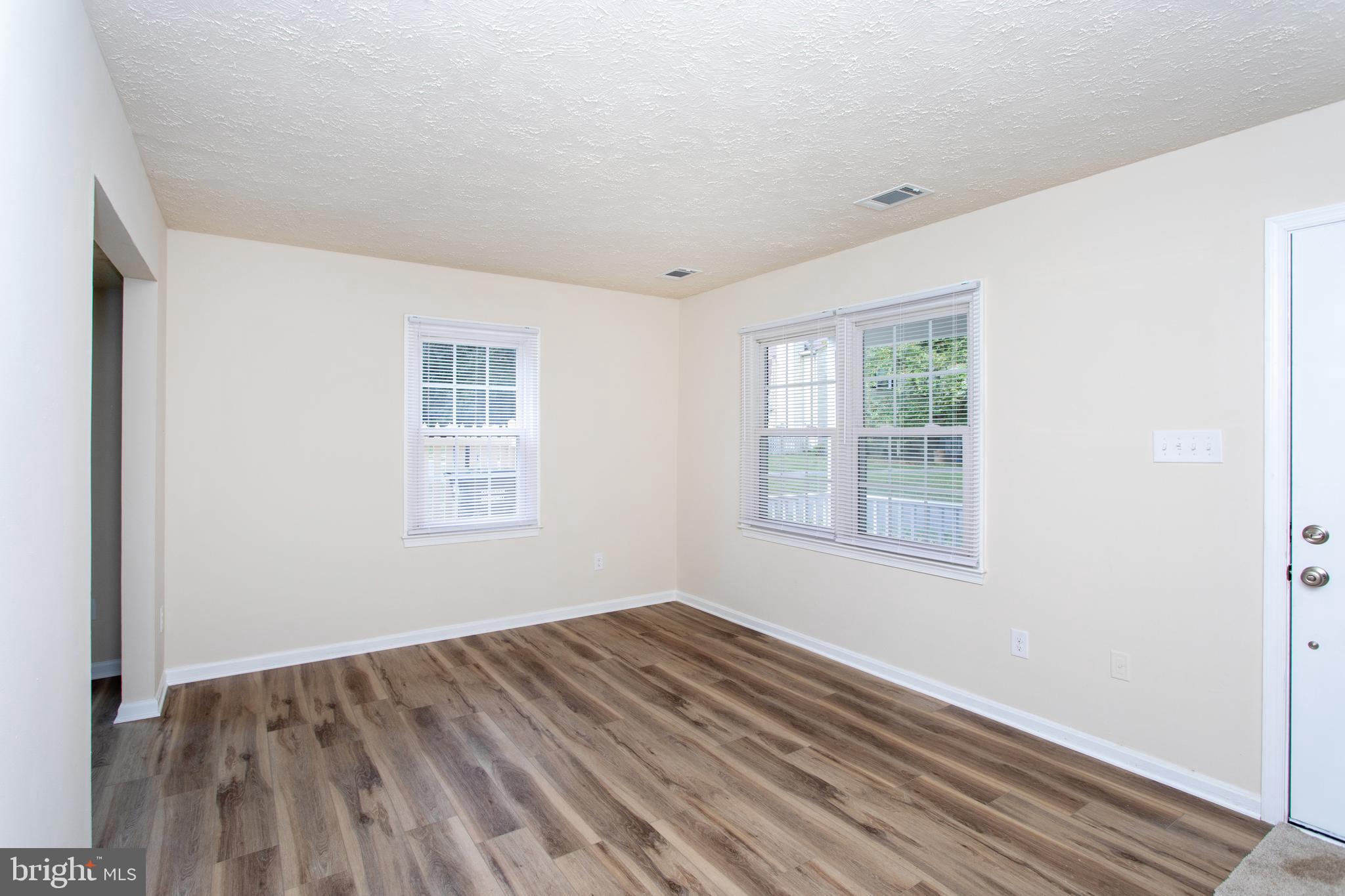 ST CHARLES HUNTINGTON - Residential