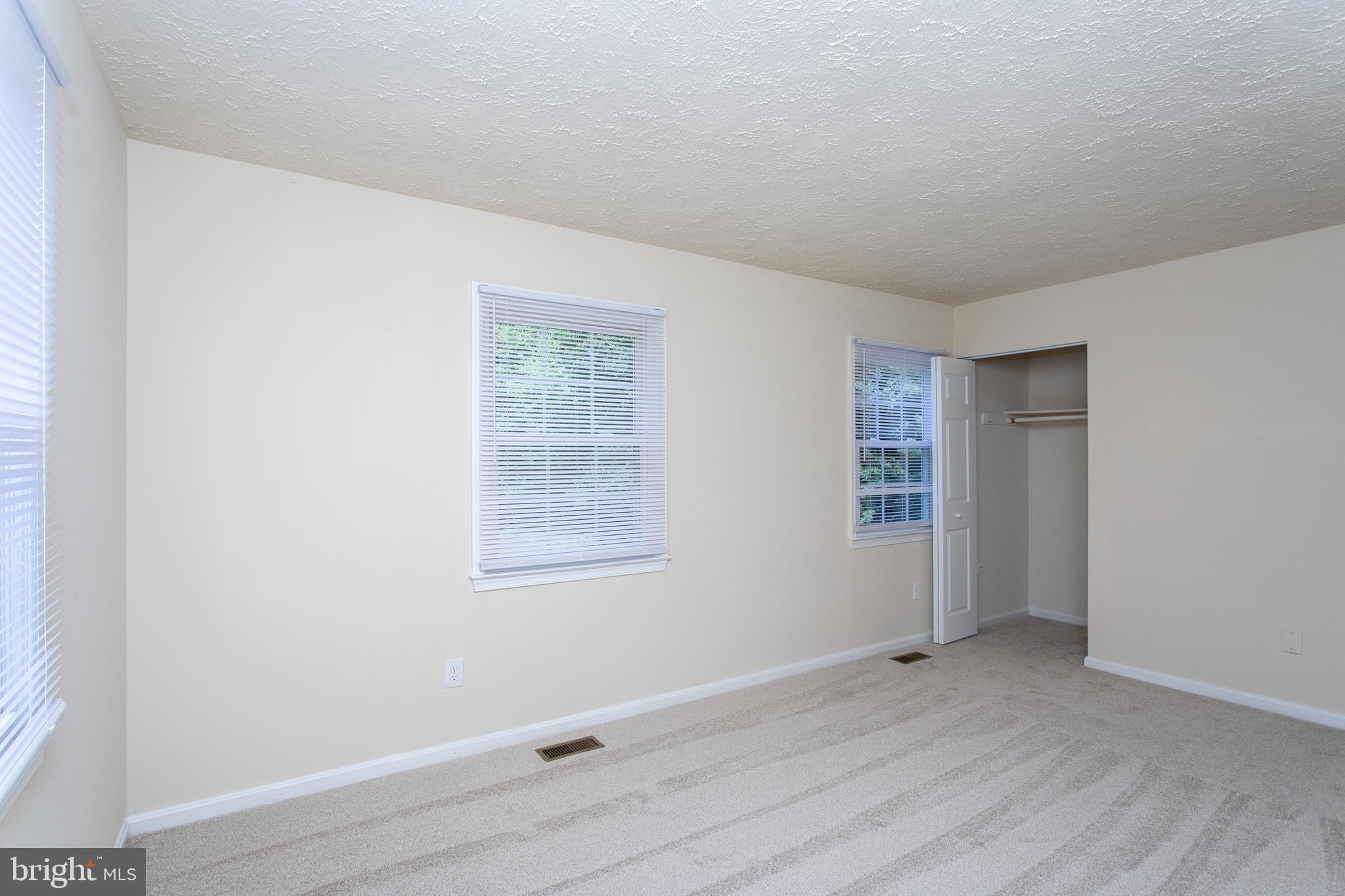 ST CHARLES HUNTINGTON - Residential