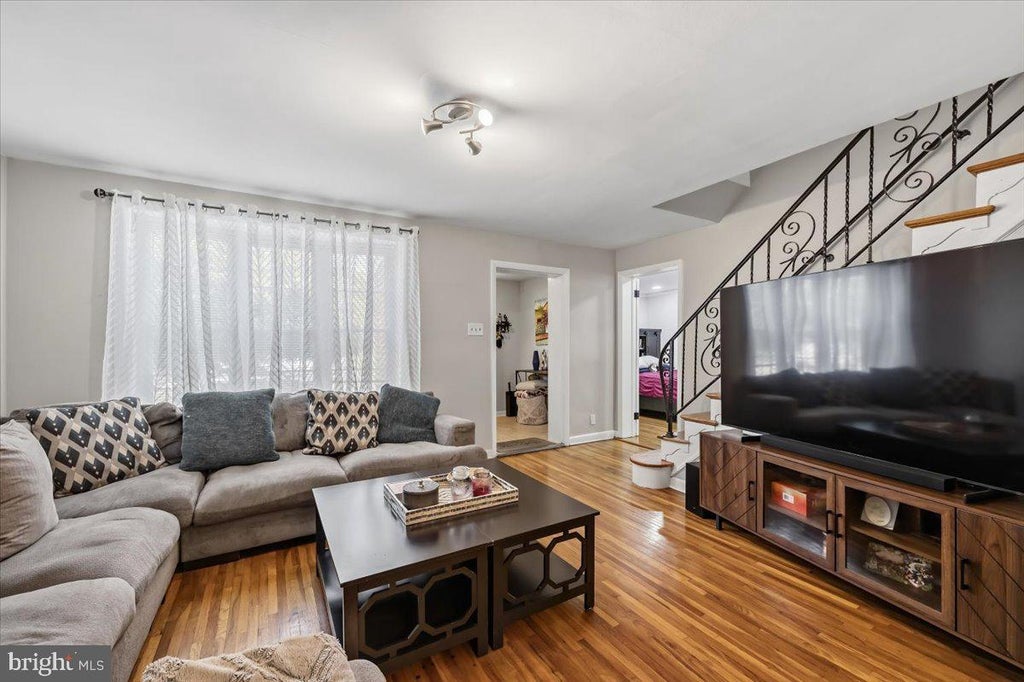 Photo of 914 Longshore Avenue, PHILADELPHIA, PA 19111 (MLS # PAPH2650420)