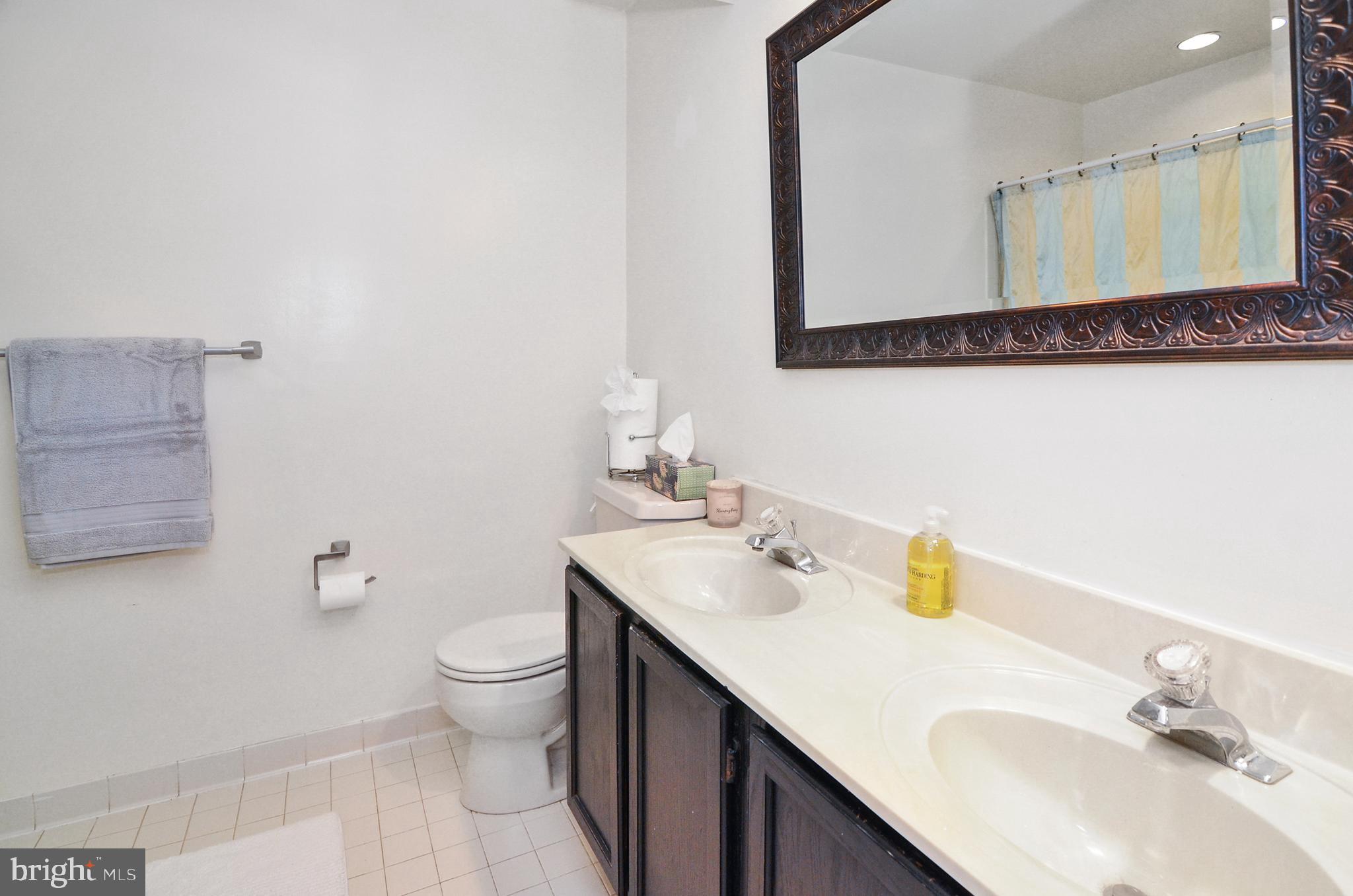 TALL OAKS CROSSING - Residential