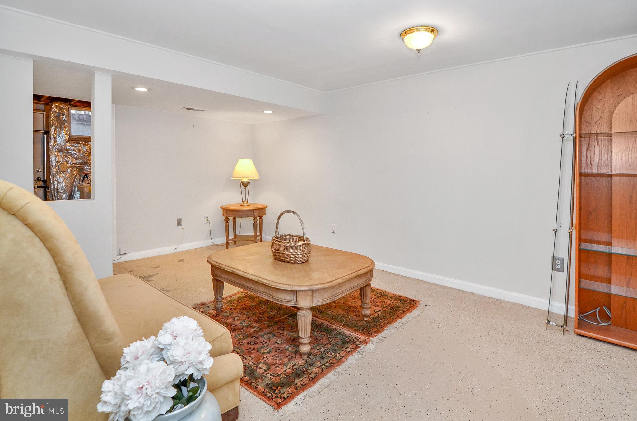 TALL OAKS CROSSING - Residential