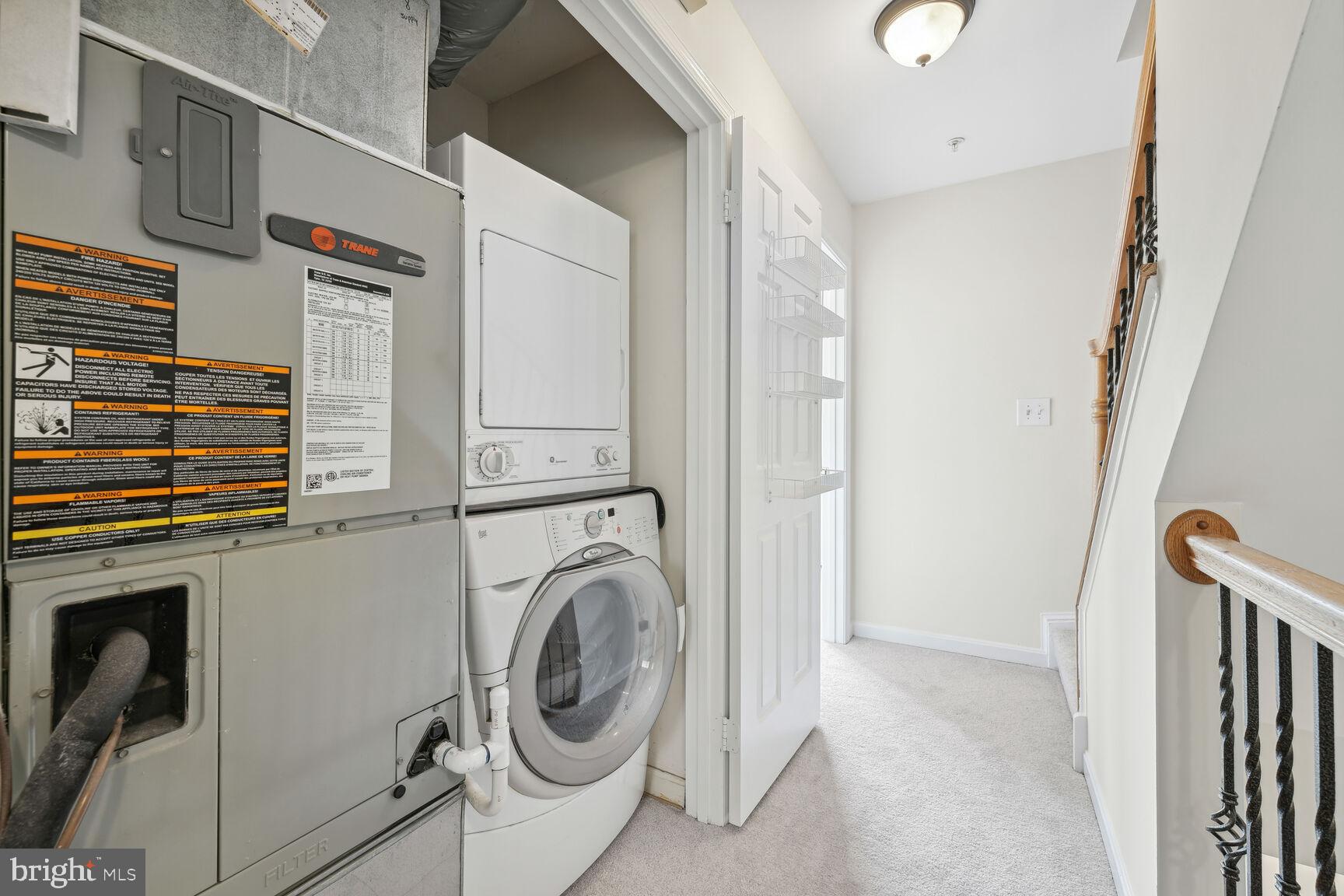 TOWNES OF BALLSTON - Residential