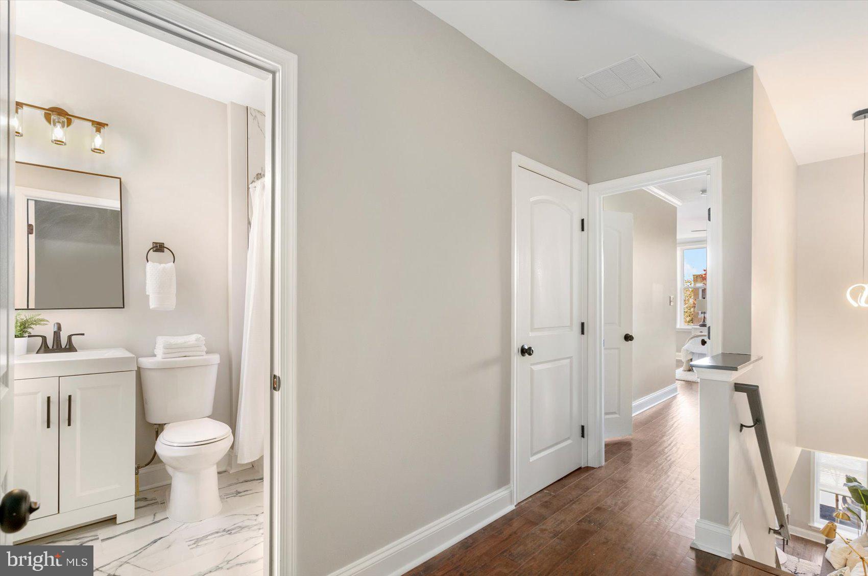 BARCLAY - Residential