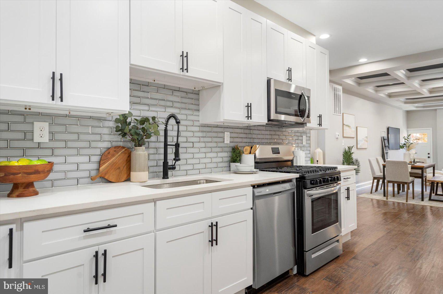 BARCLAY - Residential