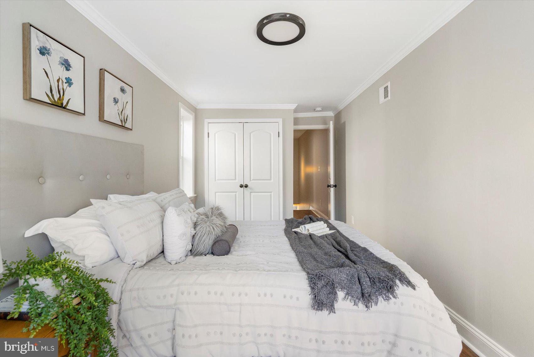 BARCLAY - Residential