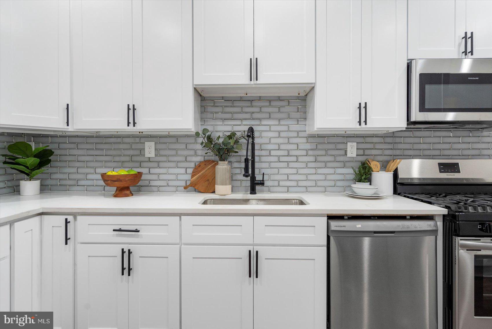 BARCLAY - Residential