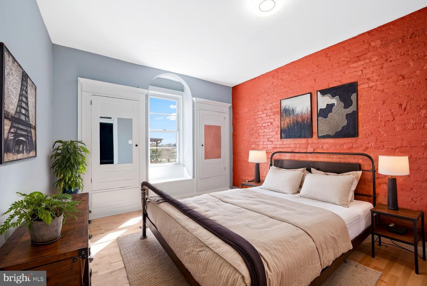 BARCLAY - Residential