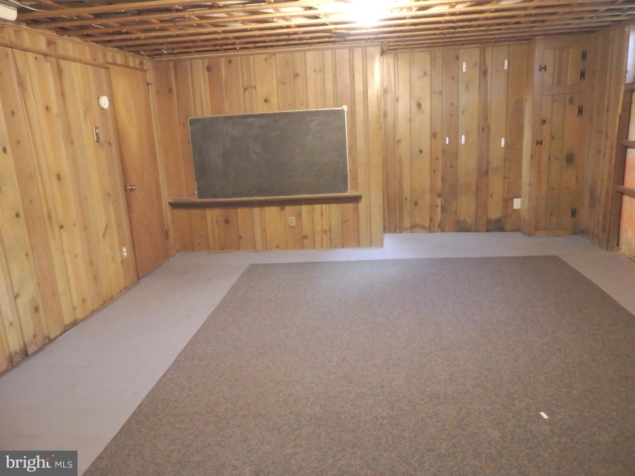 PADDOCK FARMS - Residential Lease