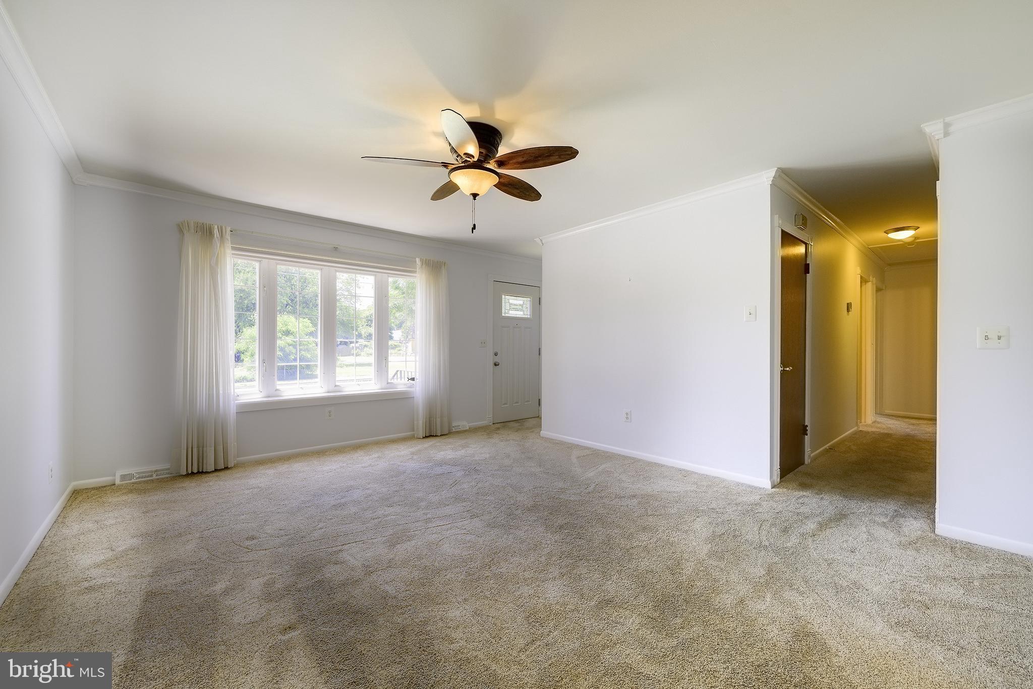 3891 DOMINION DRIVE