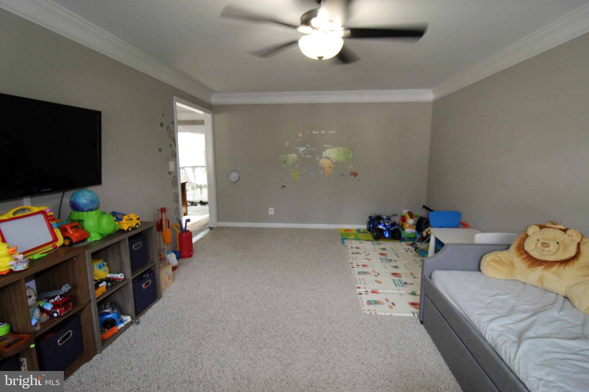 CHANCELLOR GREEN - Residential