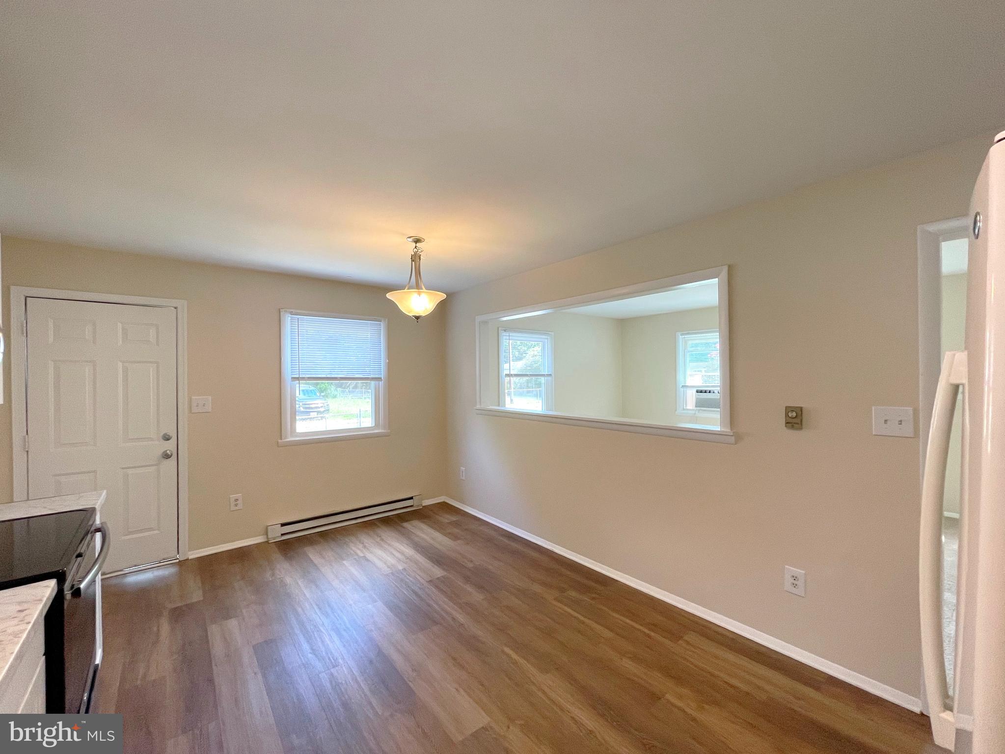 SOUTHAMPTON - Residential Lease