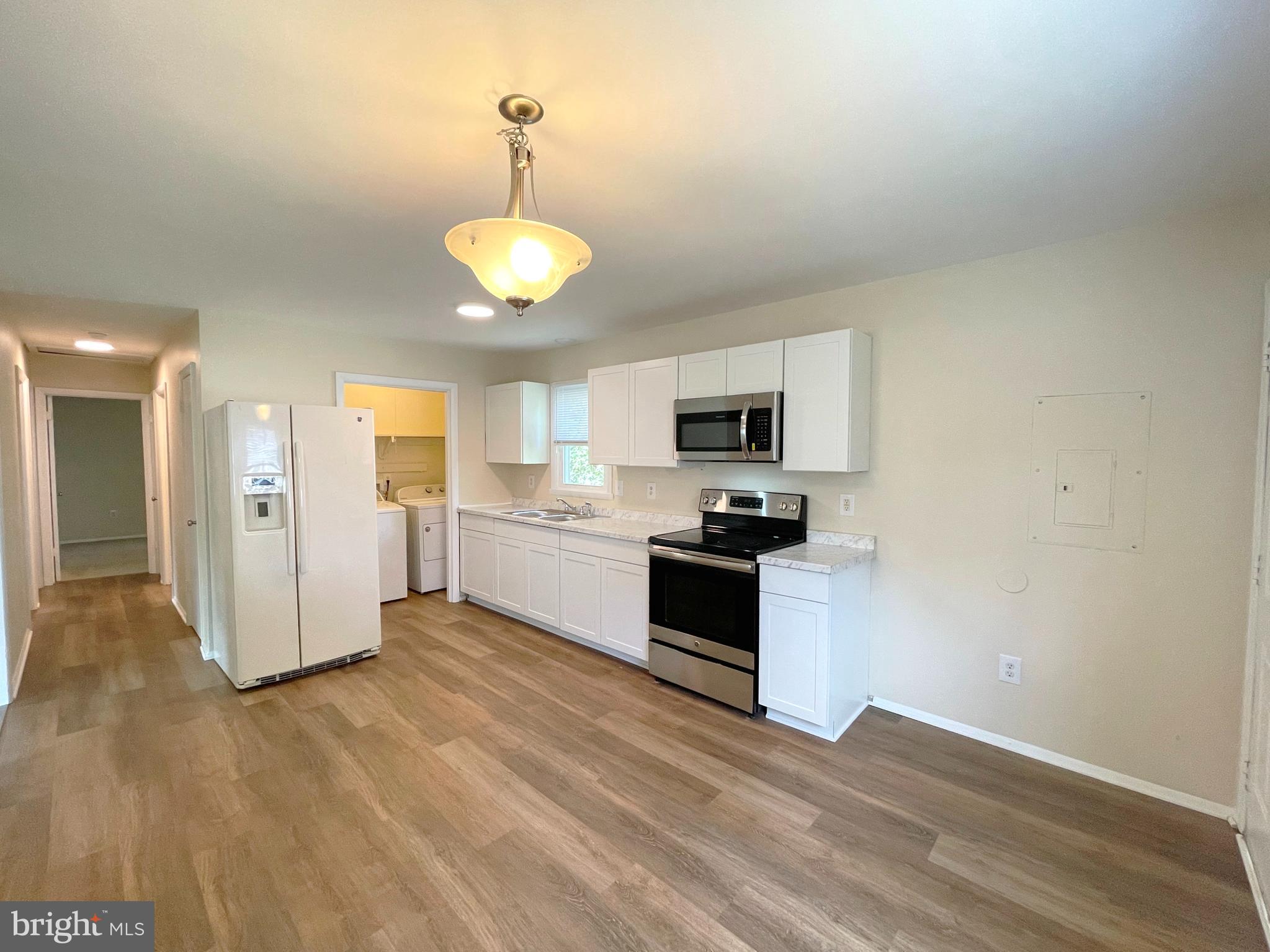 SOUTHAMPTON - Residential Lease