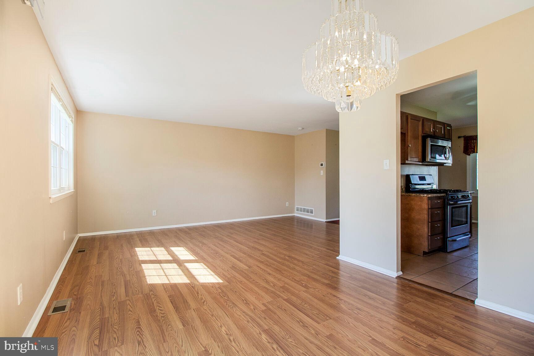 RANDALL - Residential