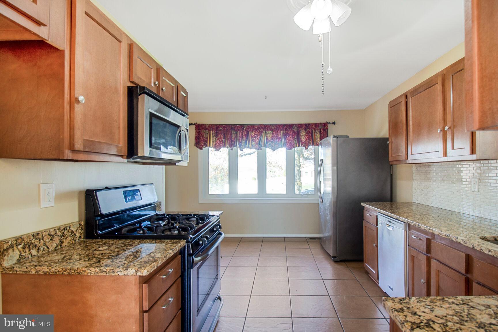 RANDALL - Residential