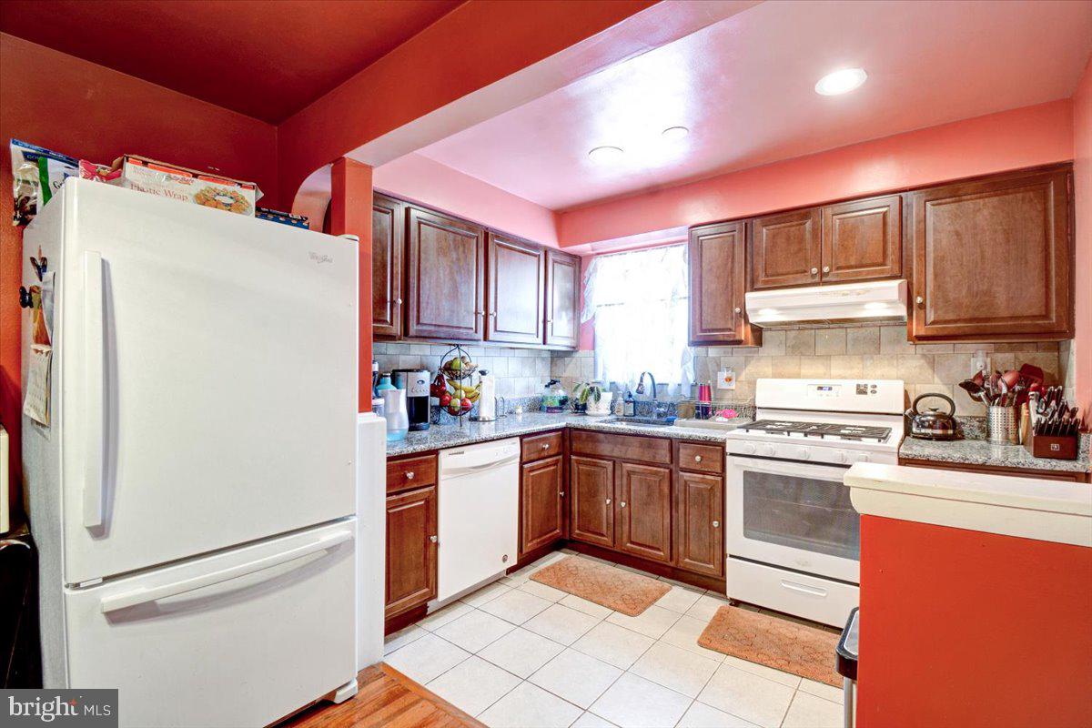 ROSEDALE TERRACE - Residential