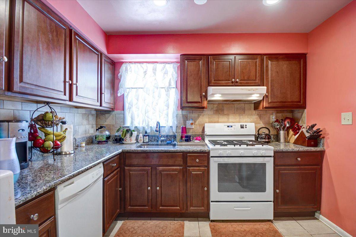 ROSEDALE TERRACE - Residential