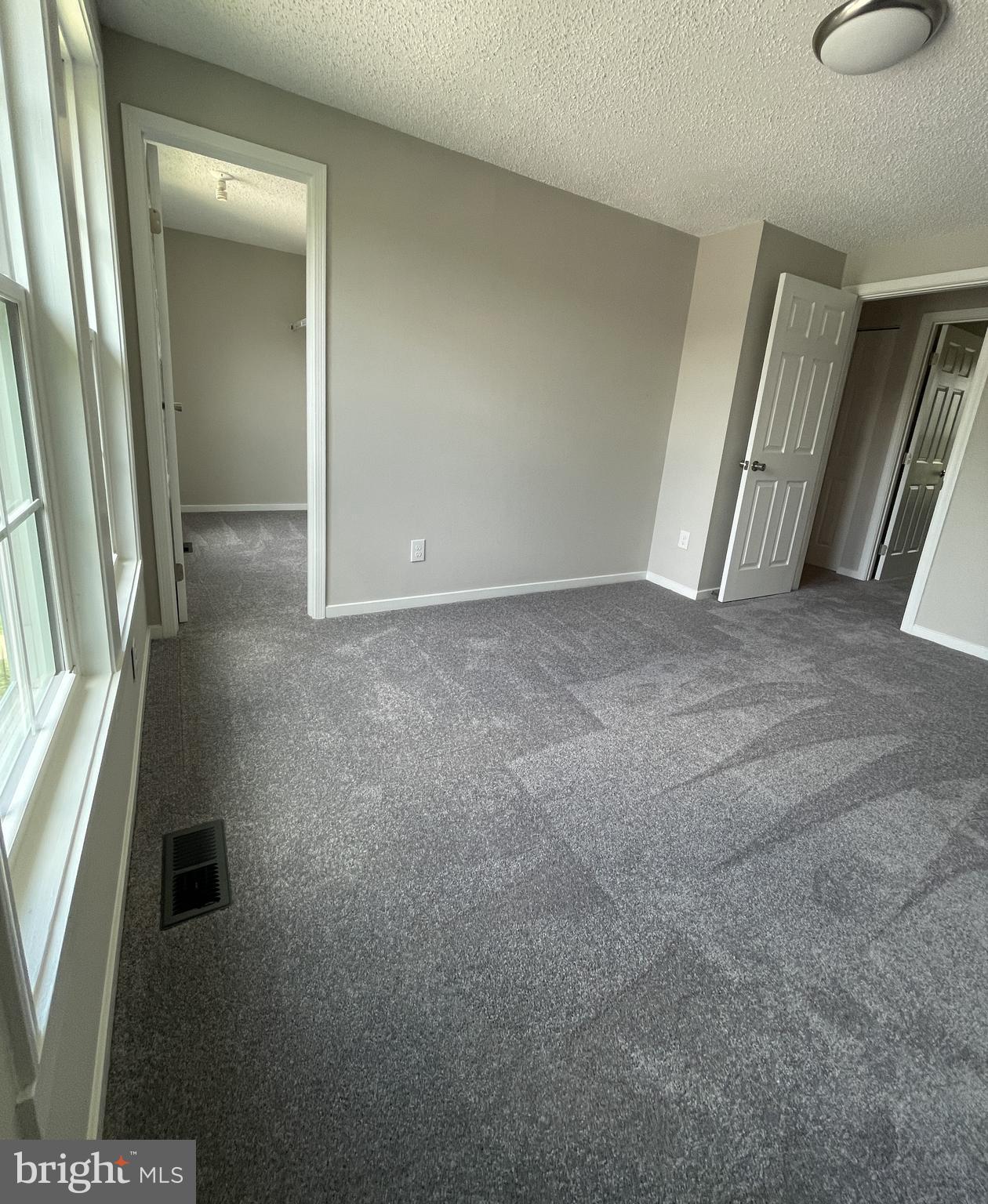 LANGLEY EAST - Residential