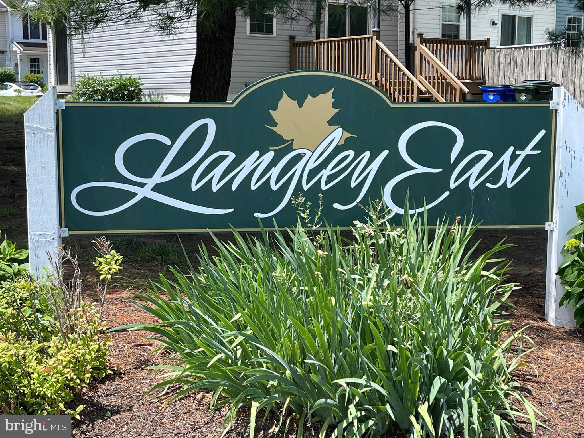 LANGLEY EAST - Residential