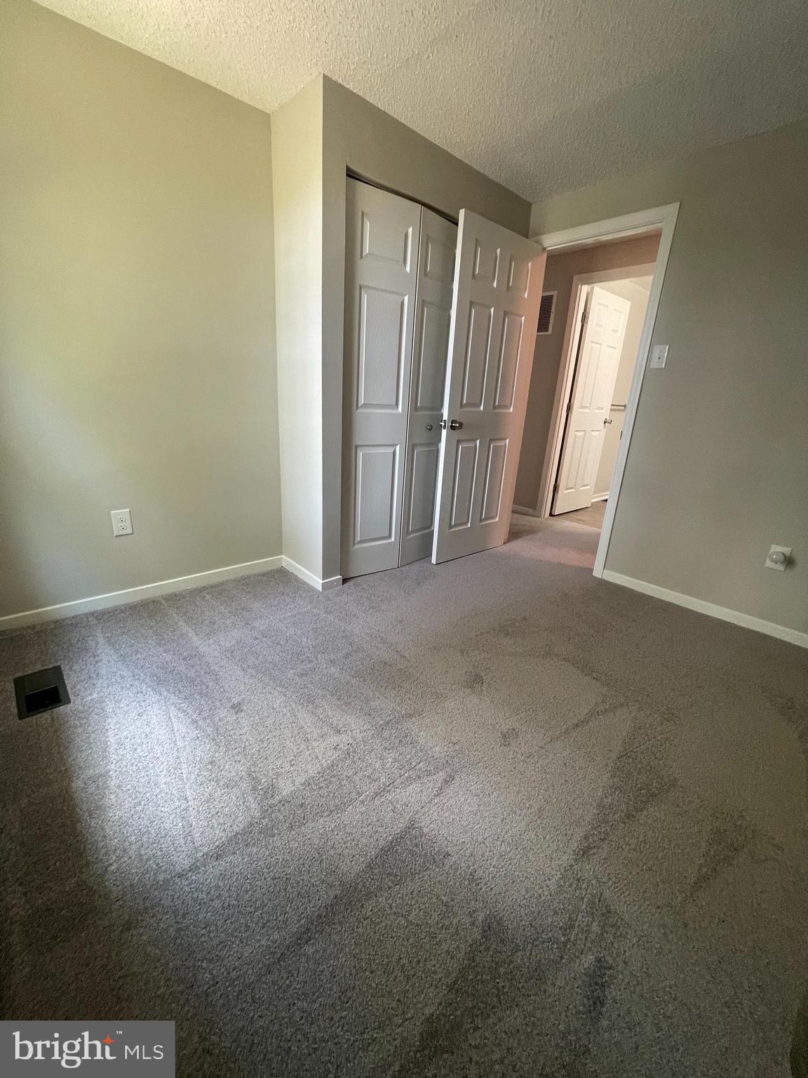 LANGLEY EAST - Residential