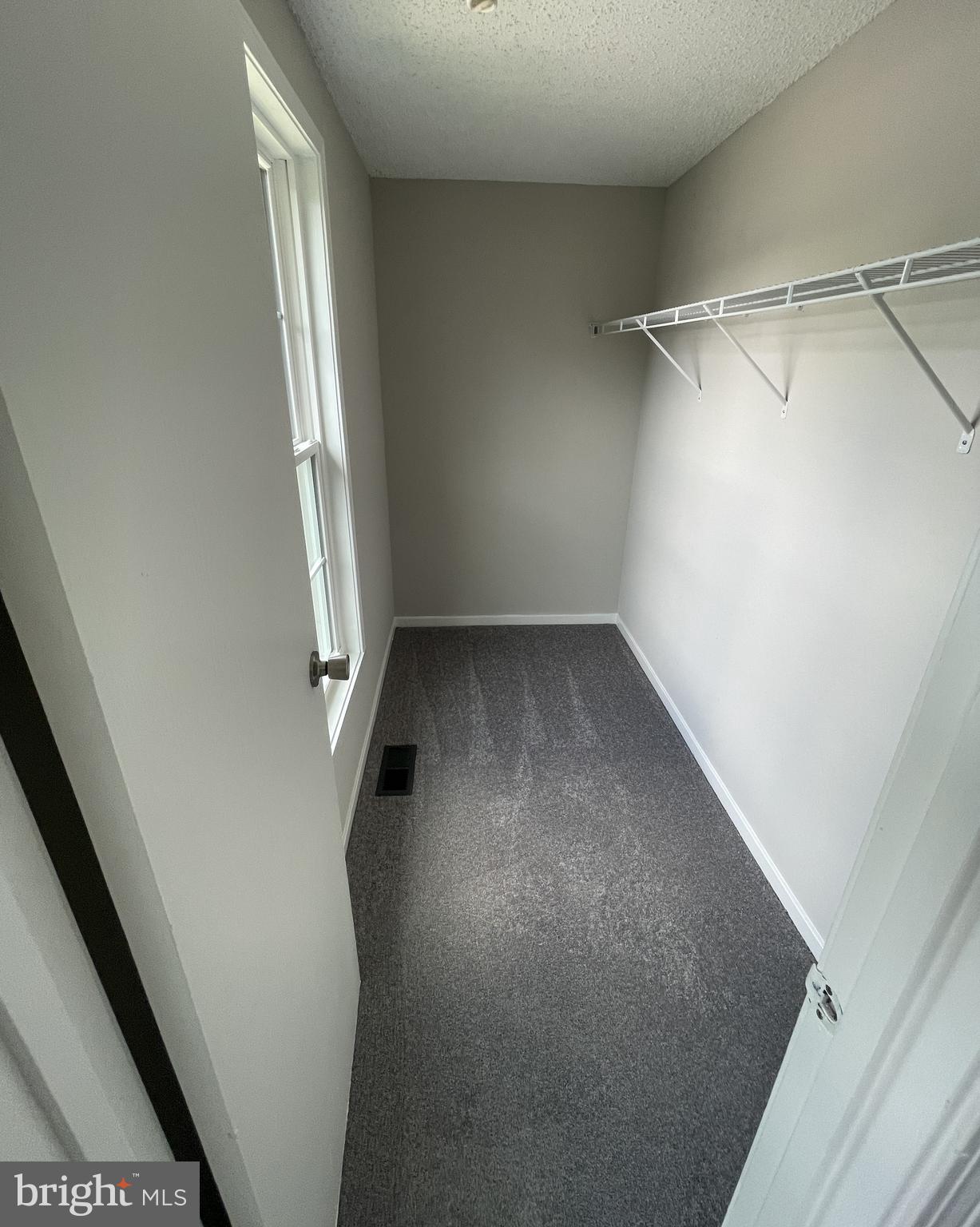 LANGLEY EAST - Residential