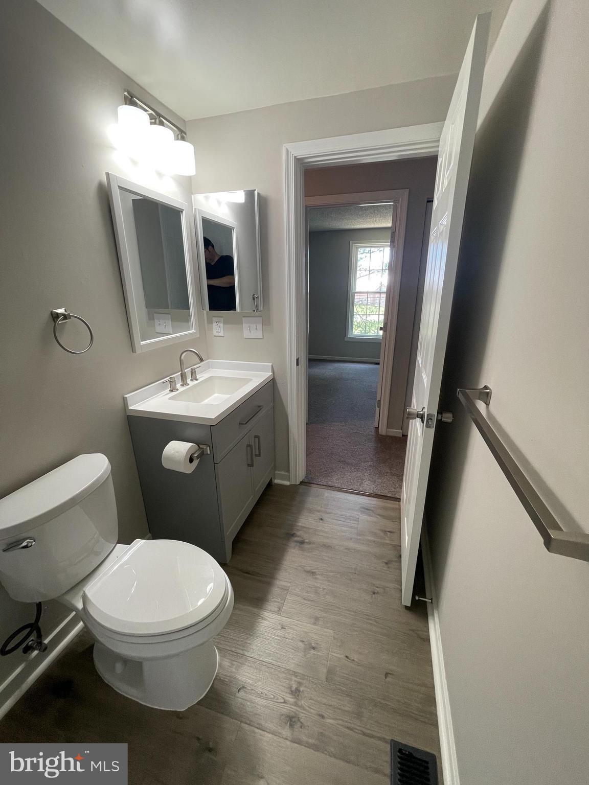 LANGLEY EAST - Residential