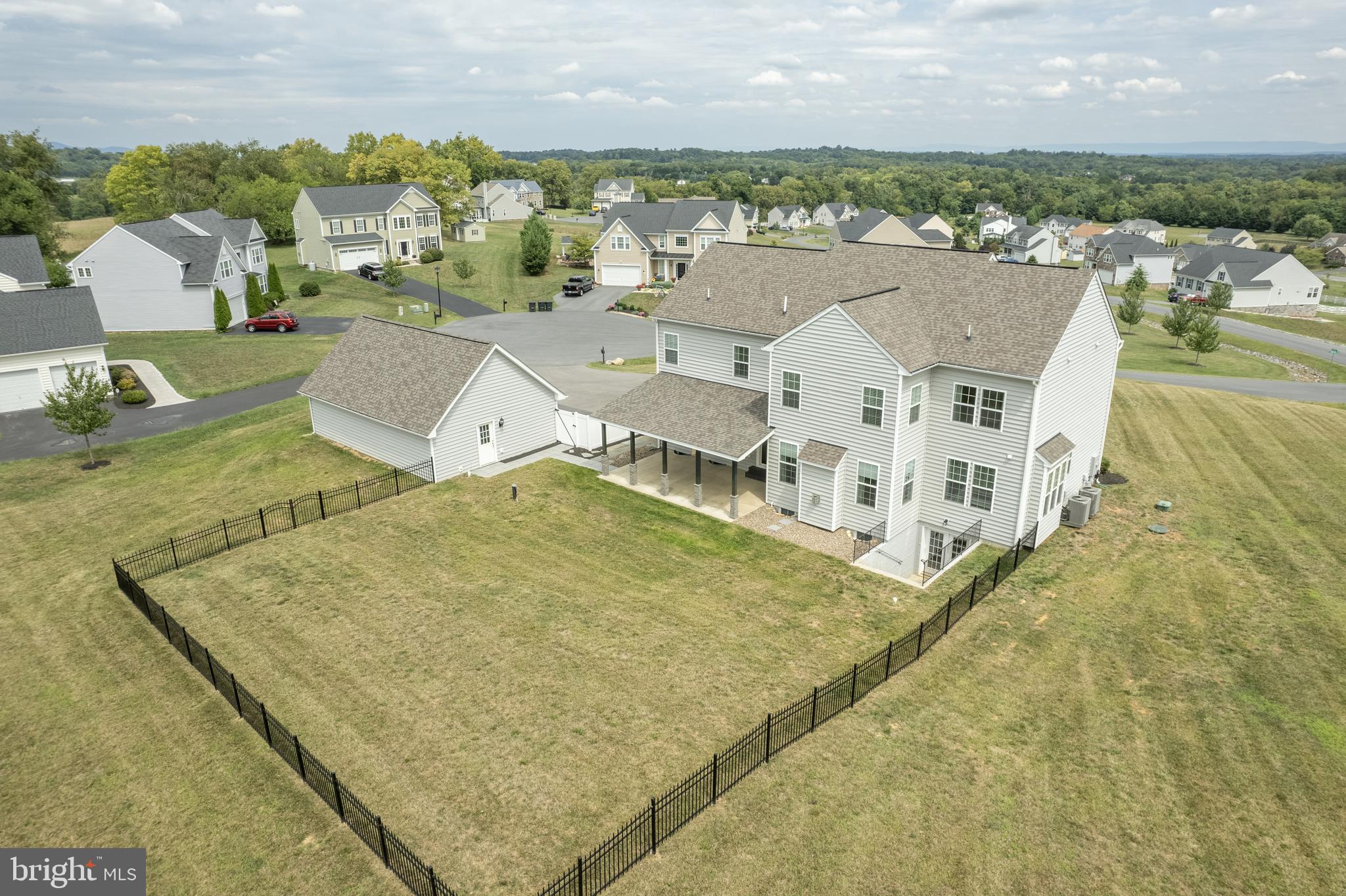 RIDGES OF TUSCARORA - Residential