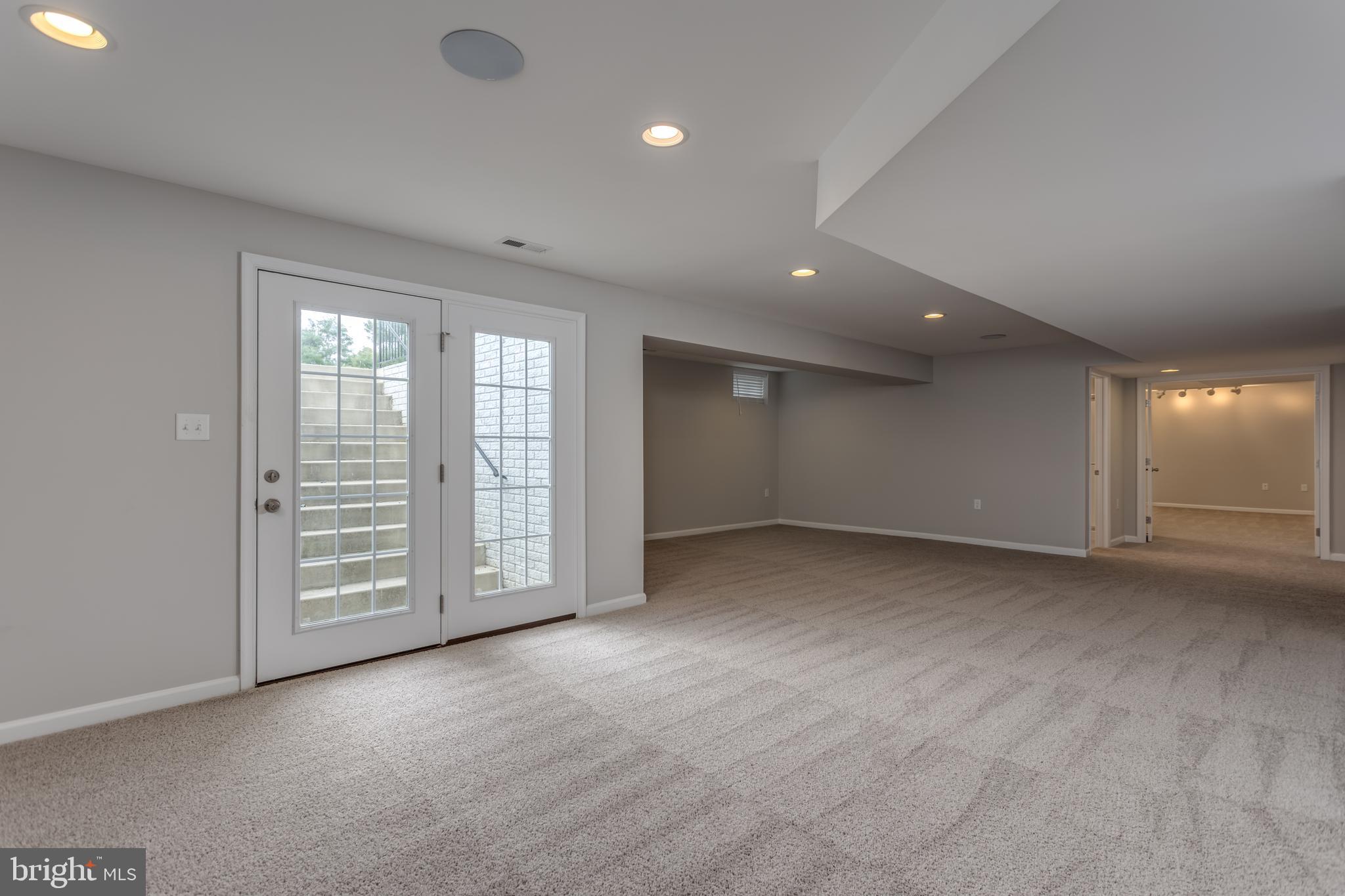 RIDGES OF TUSCARORA - Residential