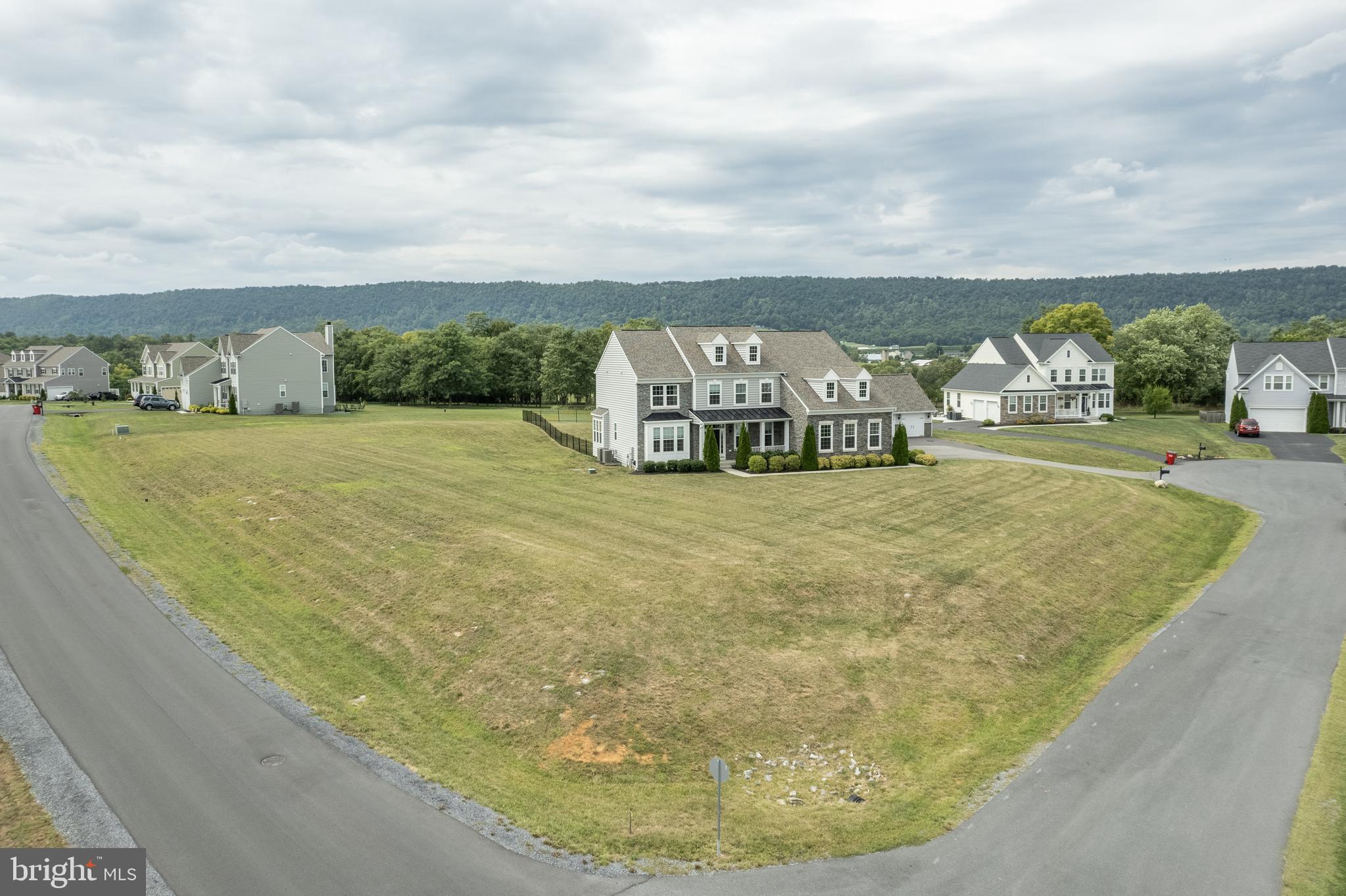 RIDGES OF TUSCARORA - Residential