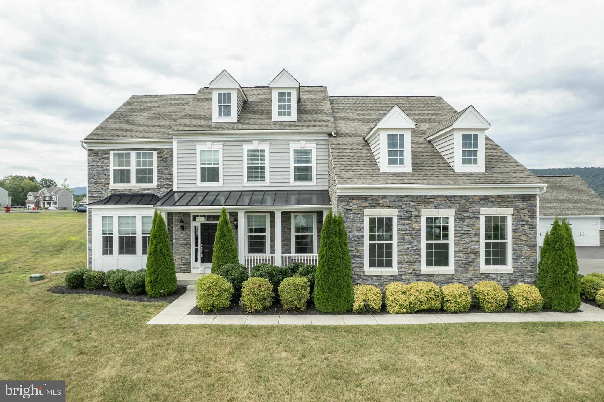 RIDGES OF TUSCARORA - Residential