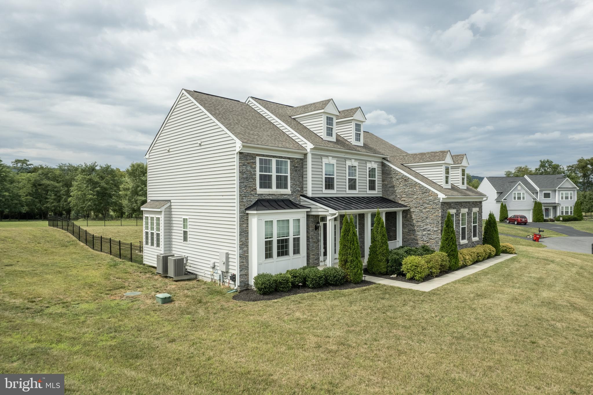 RIDGES OF TUSCARORA - Residential