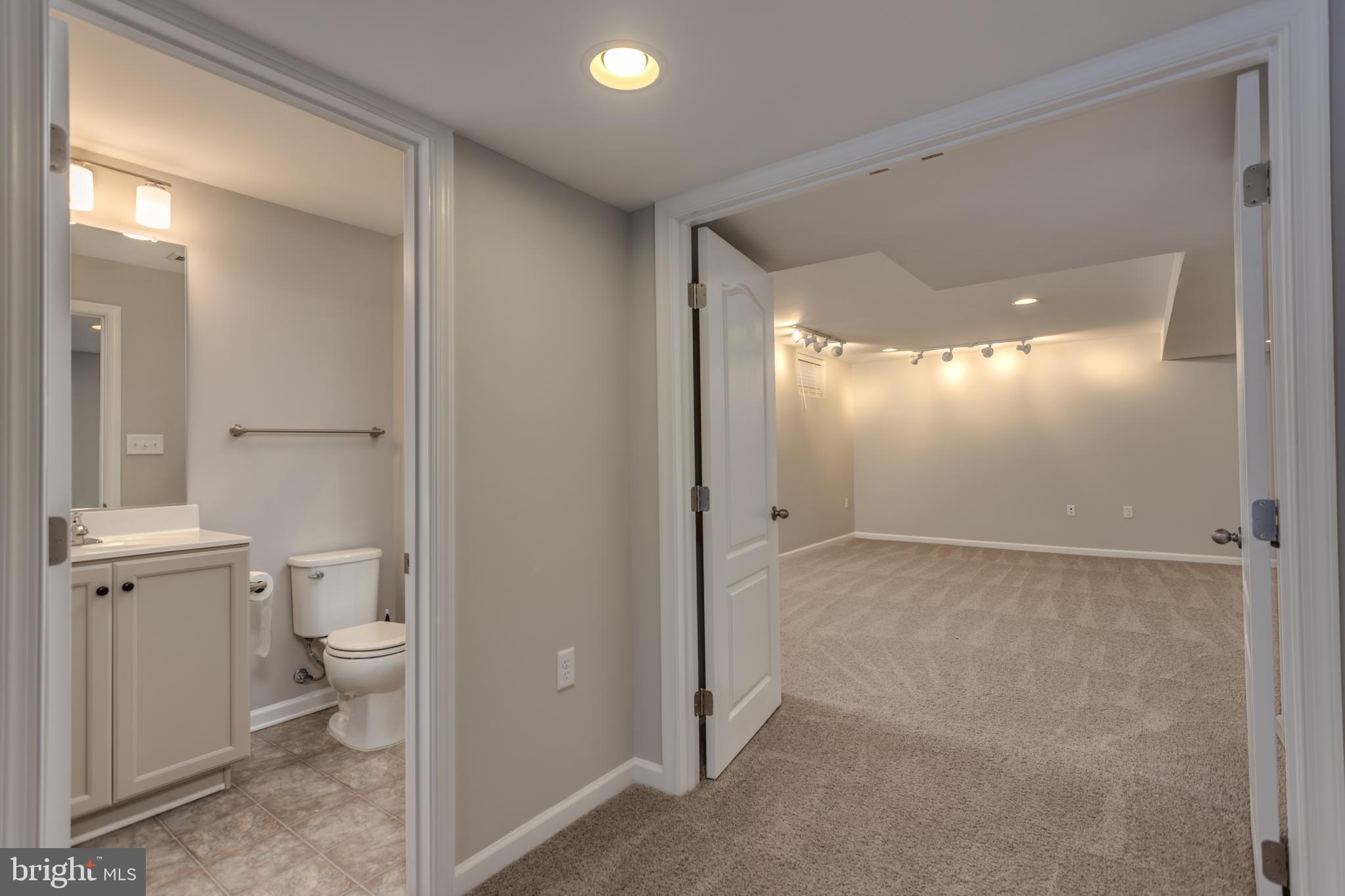 RIDGES OF TUSCARORA - Residential