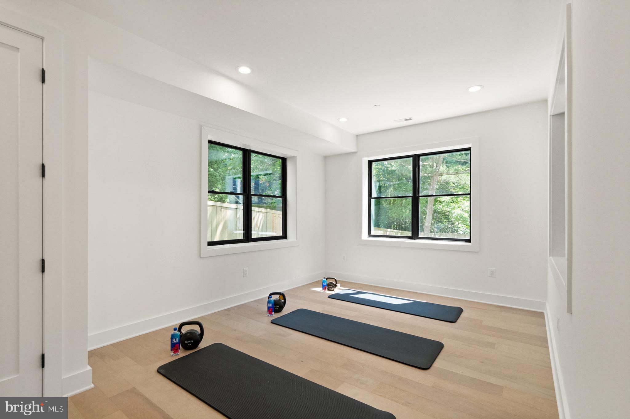 PARKWOOD - Residential