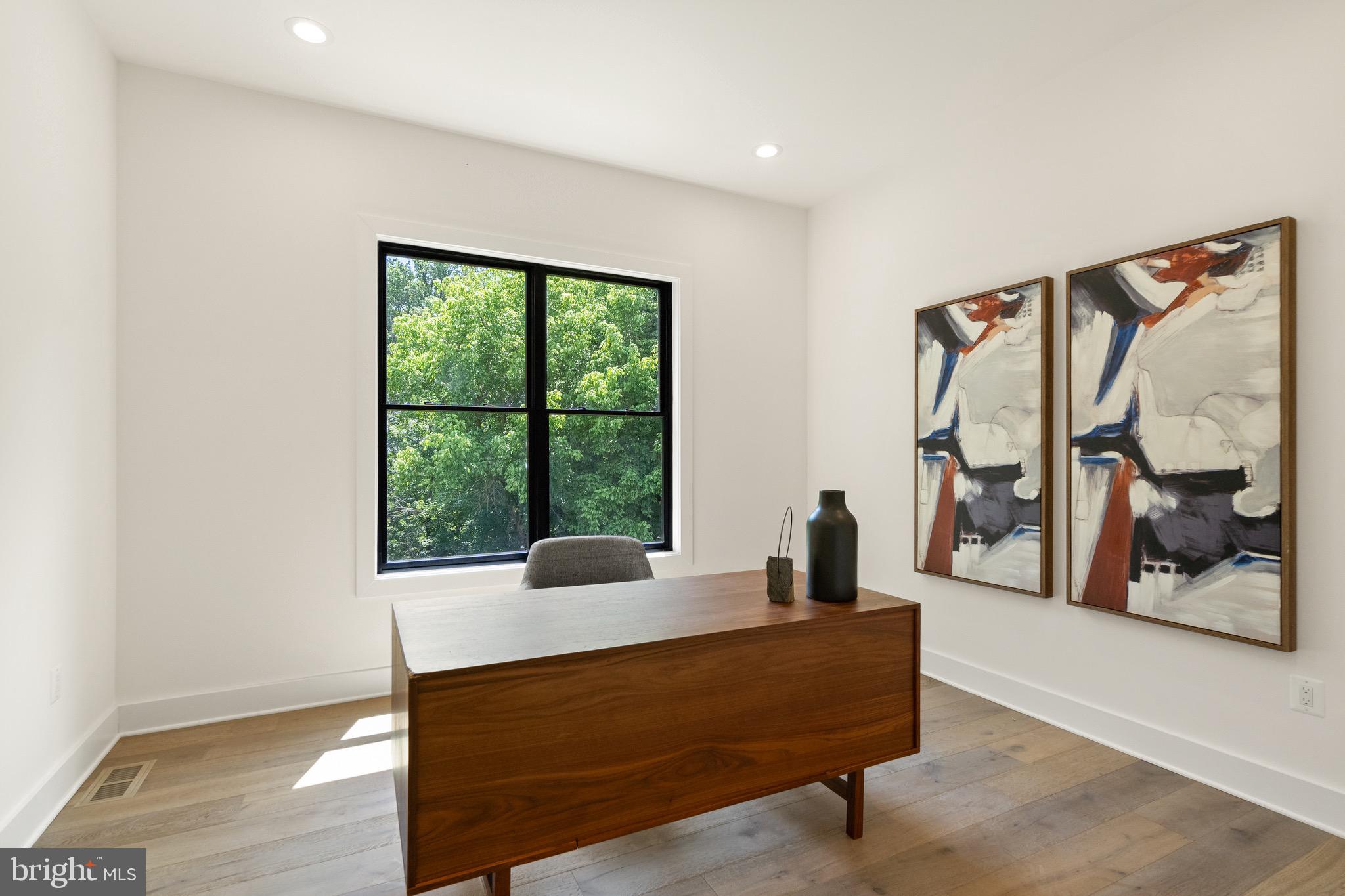 PARKWOOD - Residential