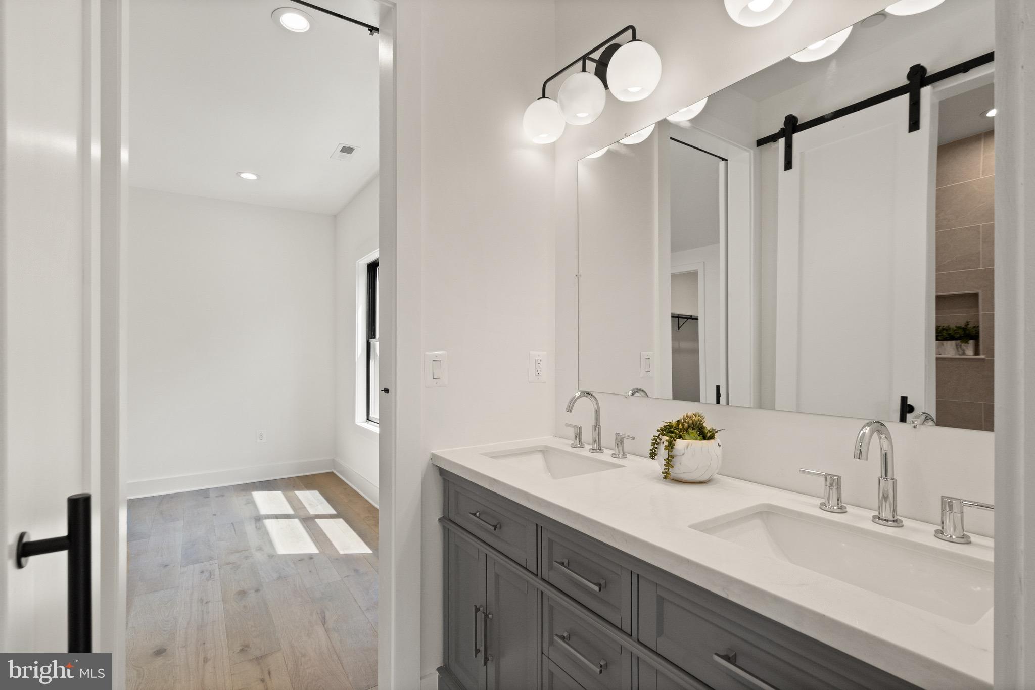 PARKWOOD - Residential