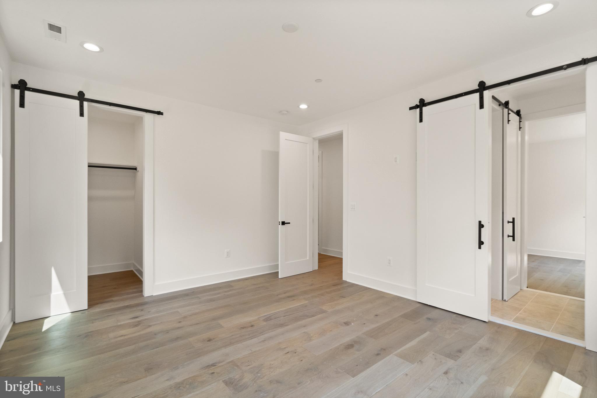 PARKWOOD - Residential