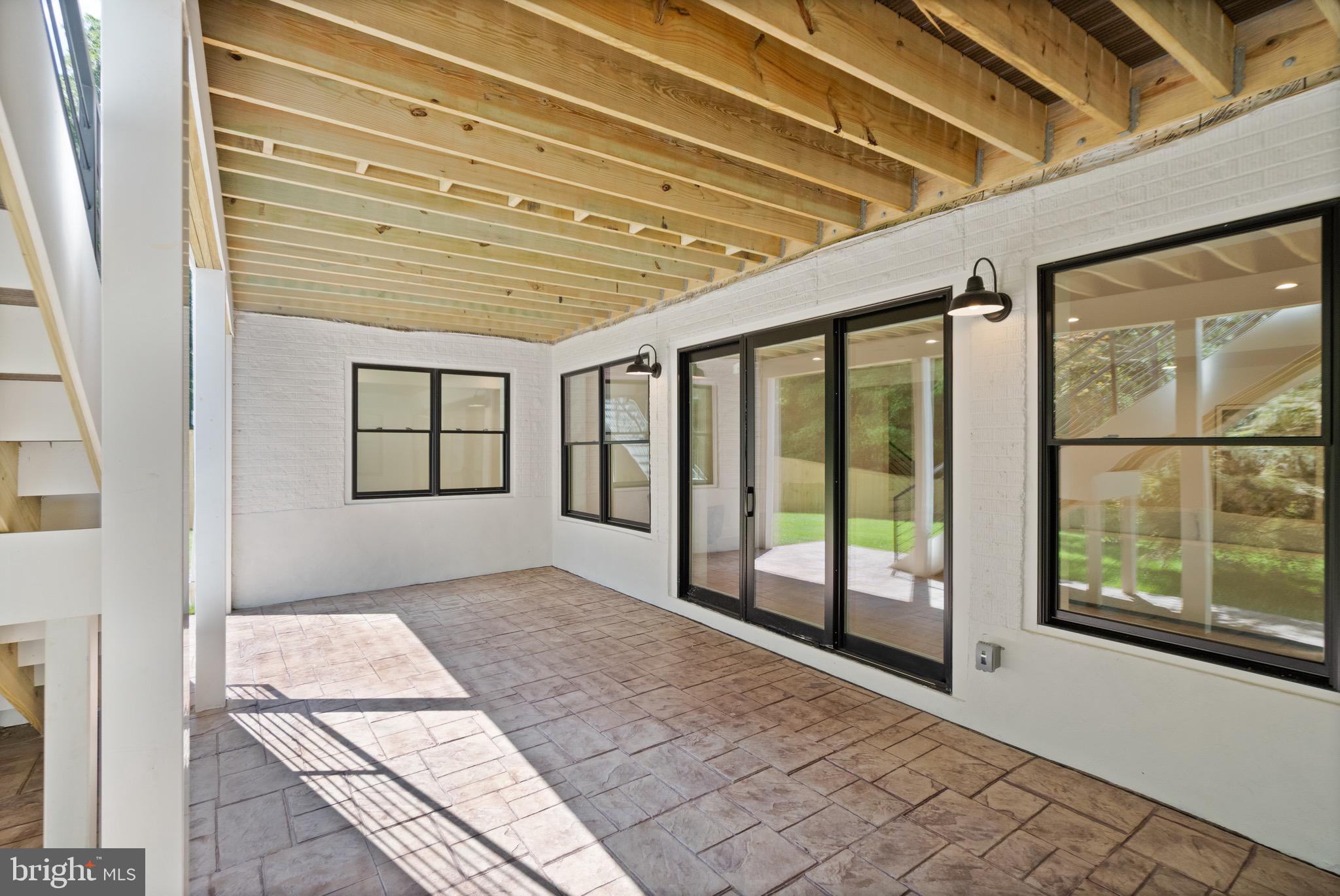 PARKWOOD - Residential