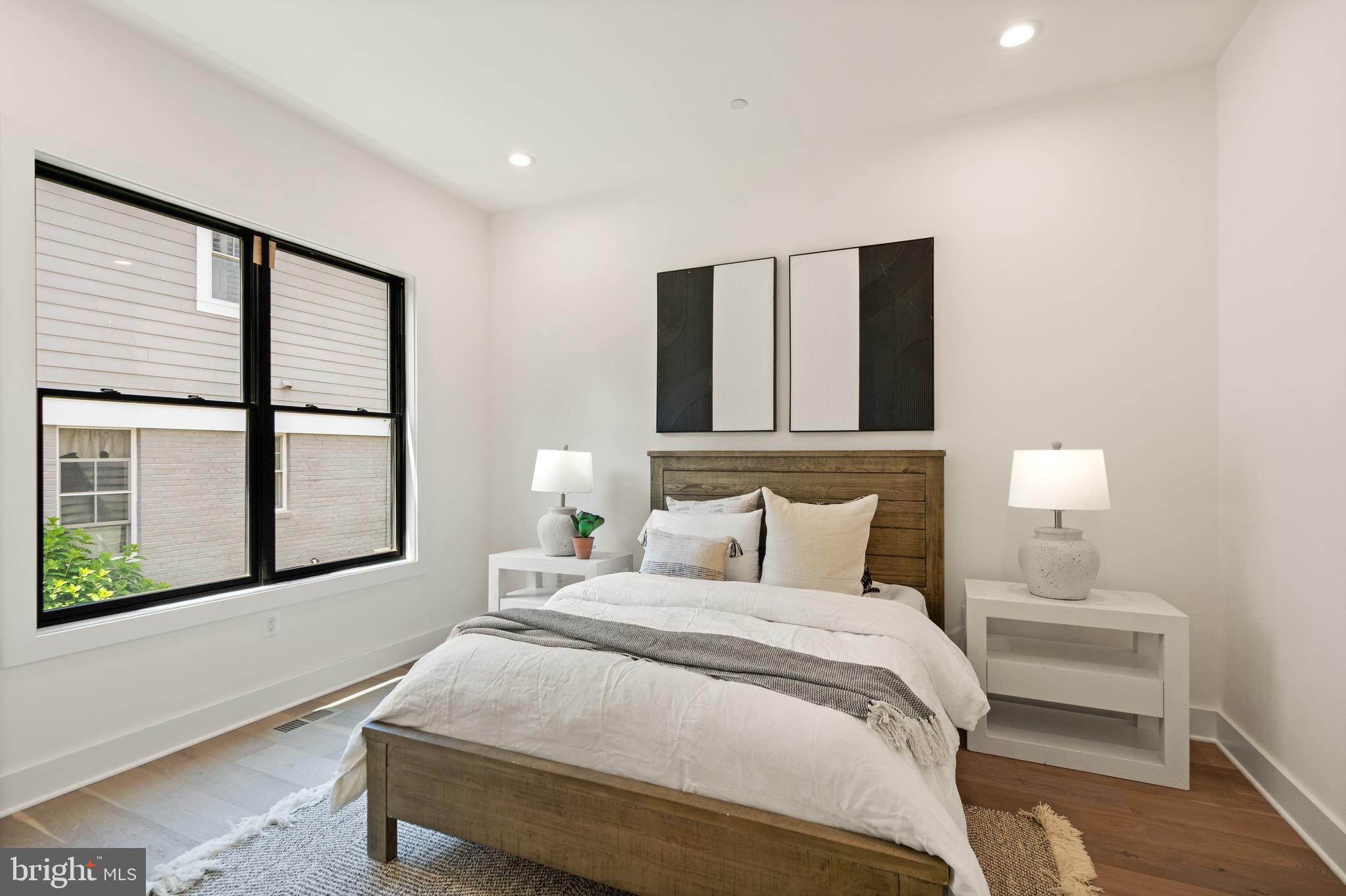 PARKWOOD - Residential