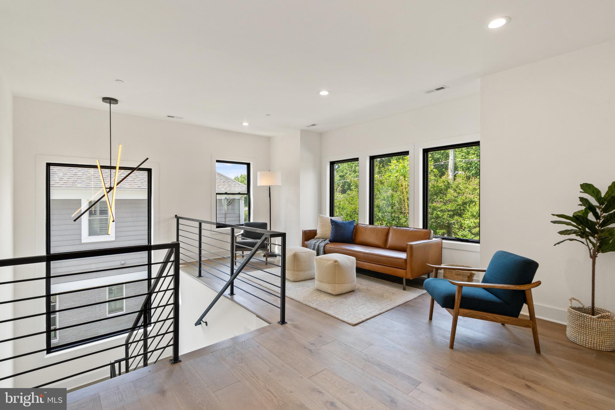 PARKWOOD - Residential